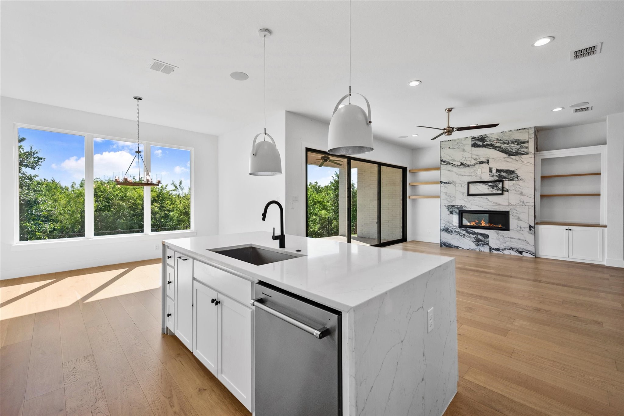 5213 Havana Drive