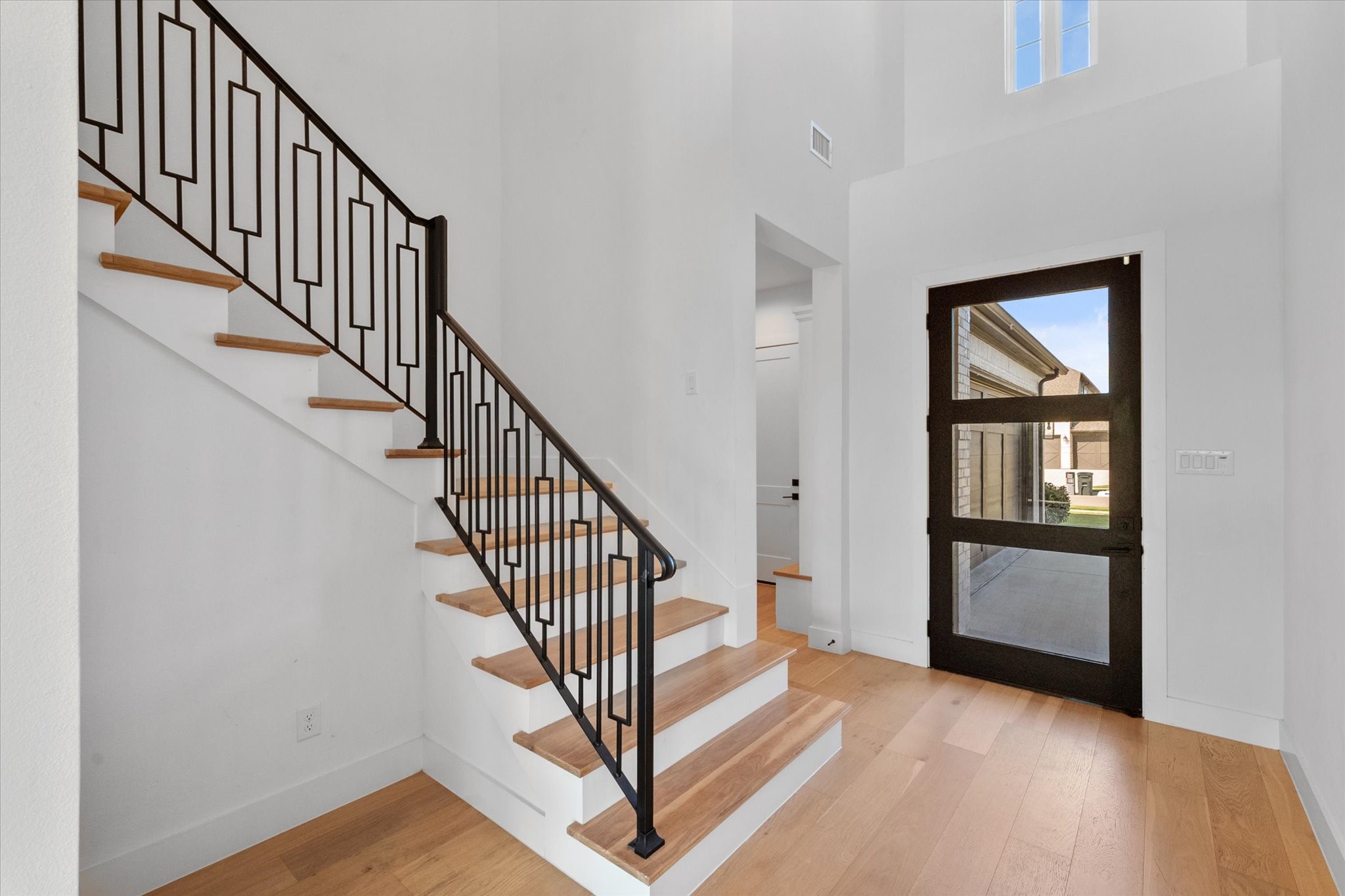 5213 Havana Drive