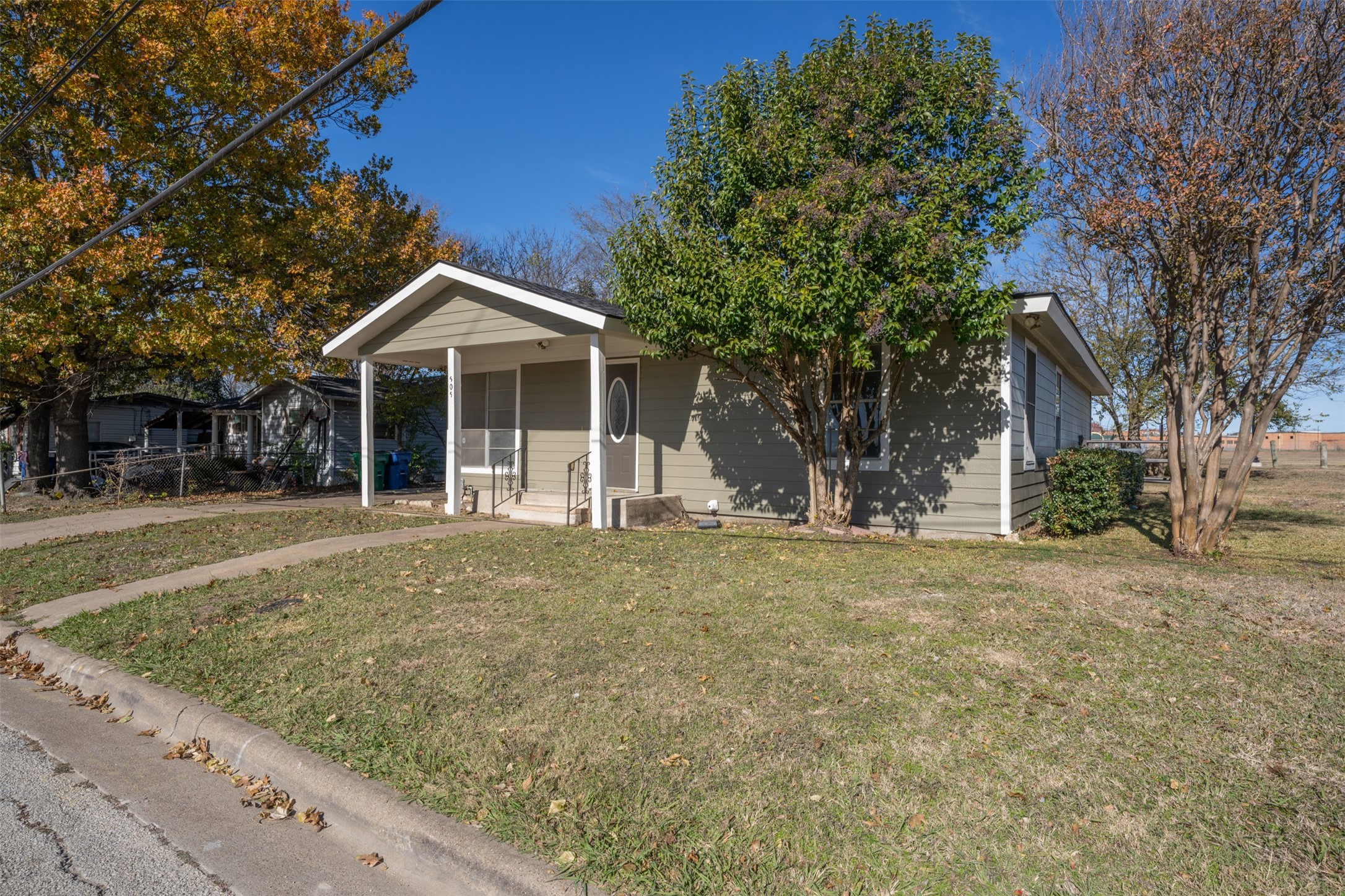 505 Perry Avenue