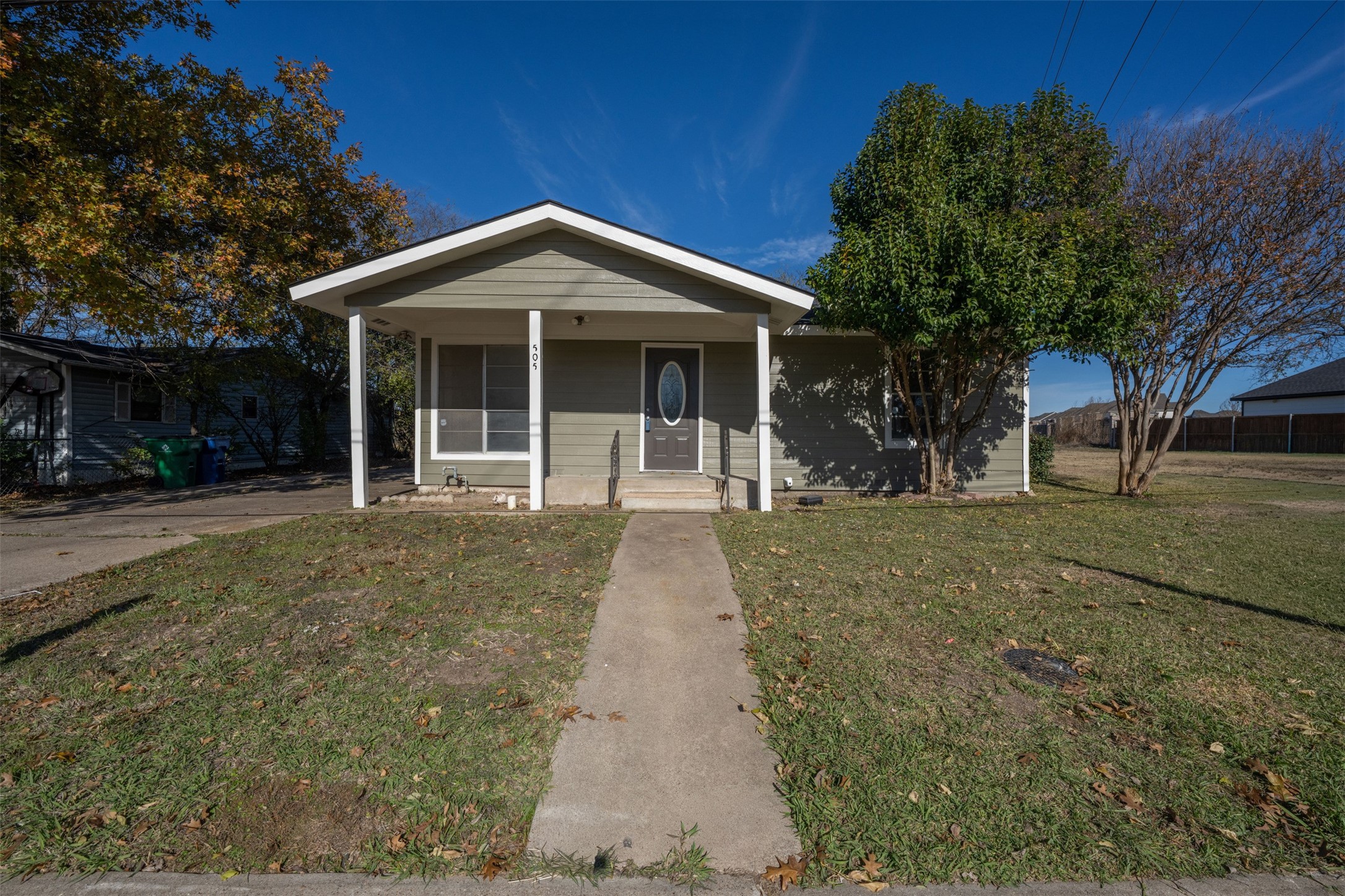 505 Perry Avenue