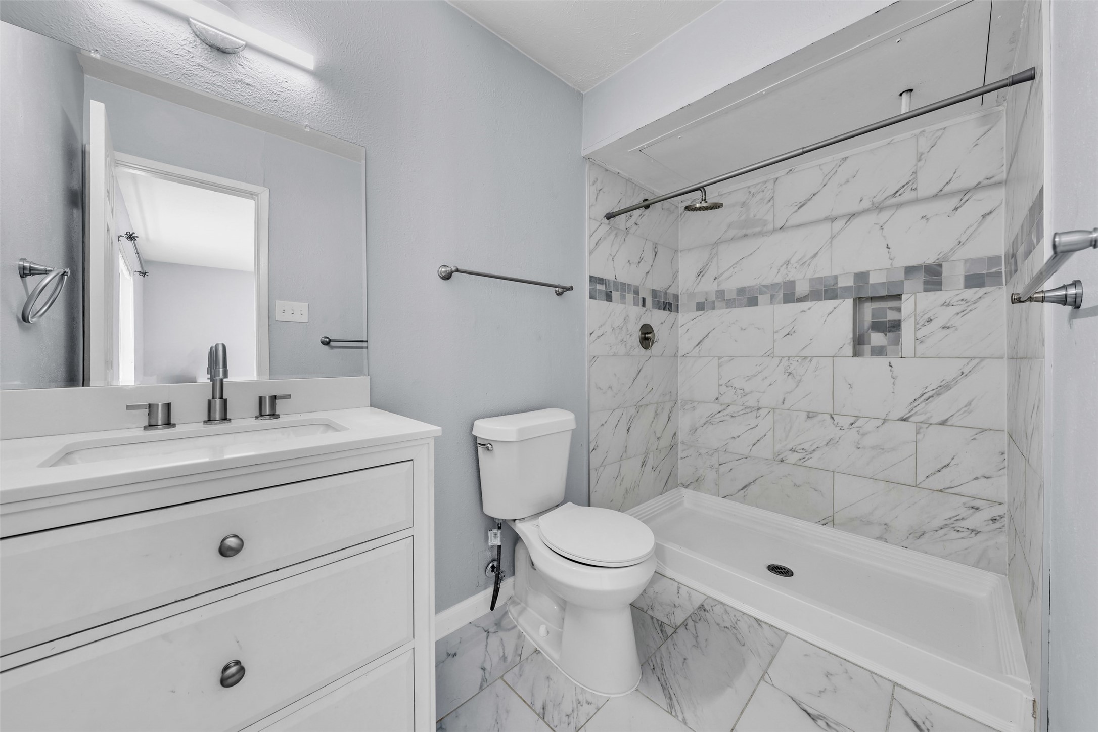 1117 Llano Trail