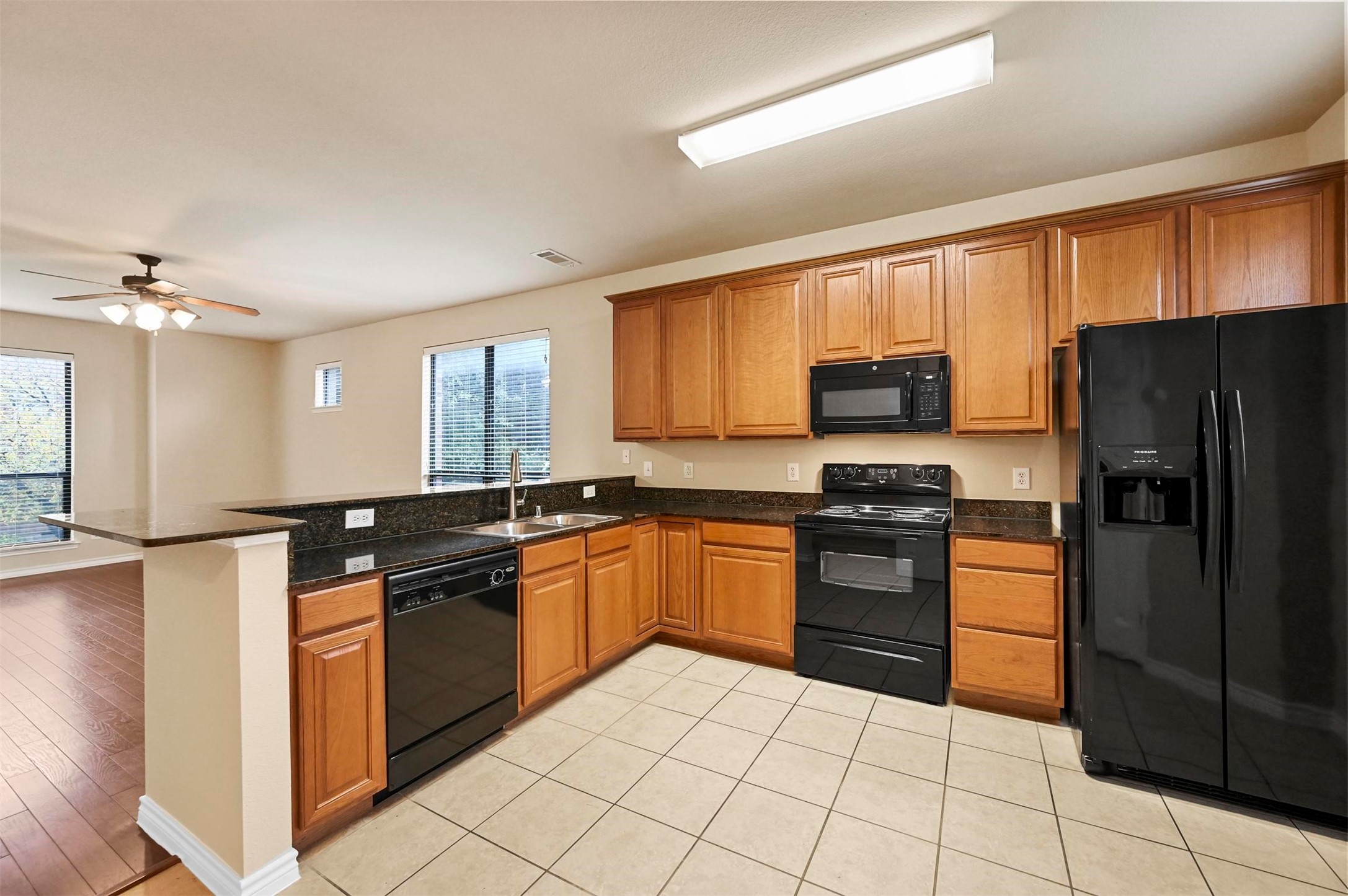 914 Glenn Crossett Street