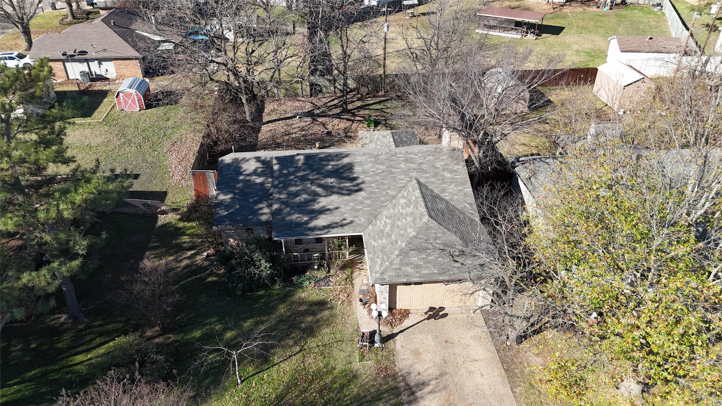 1605 Woodside Lane E