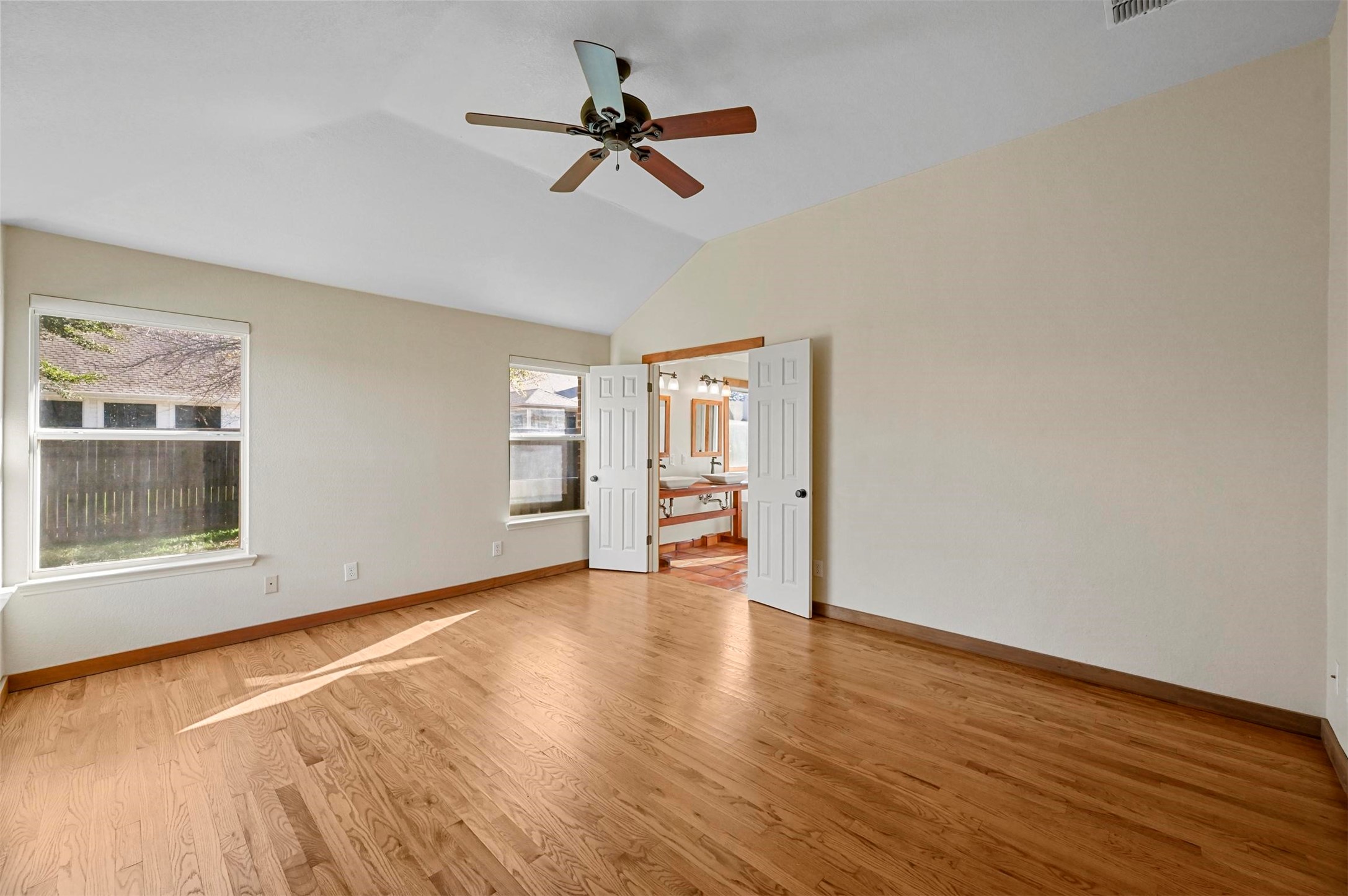 3402 Egerton Lane