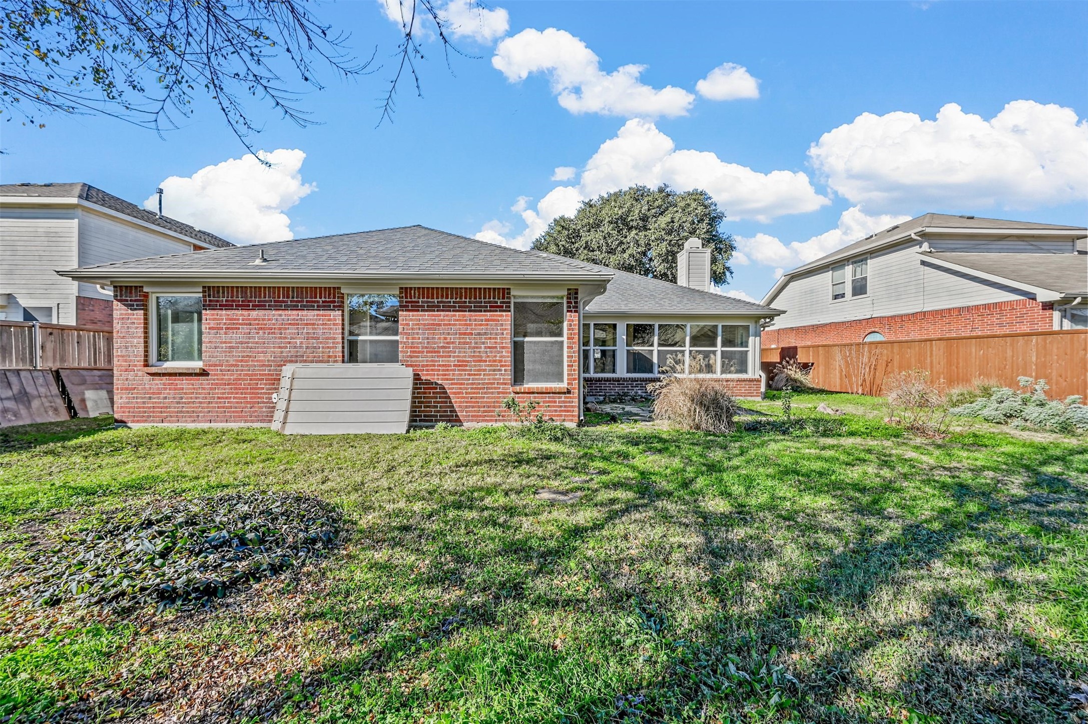 3402 Egerton Lane