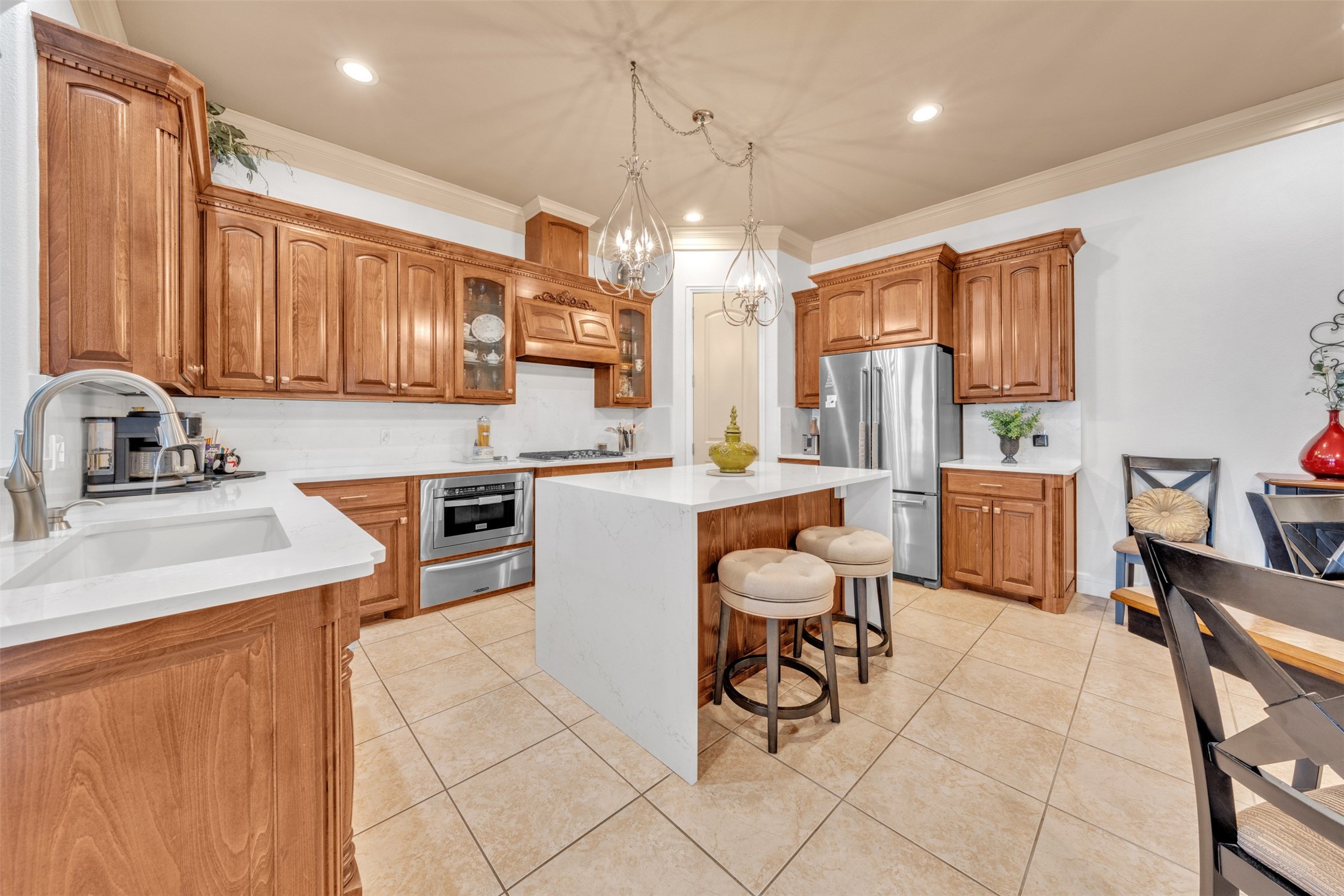 2400 Vineyard Drive