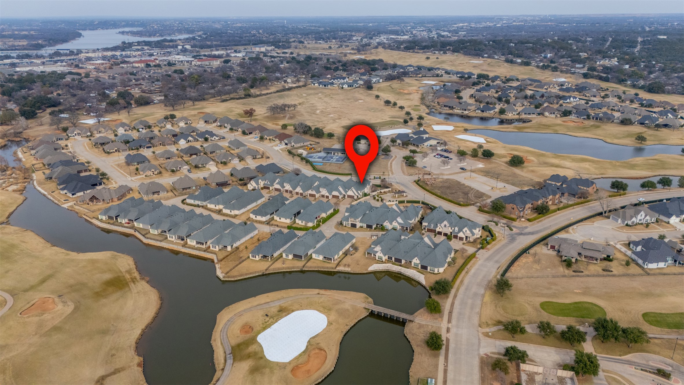 2400 Vineyard Drive