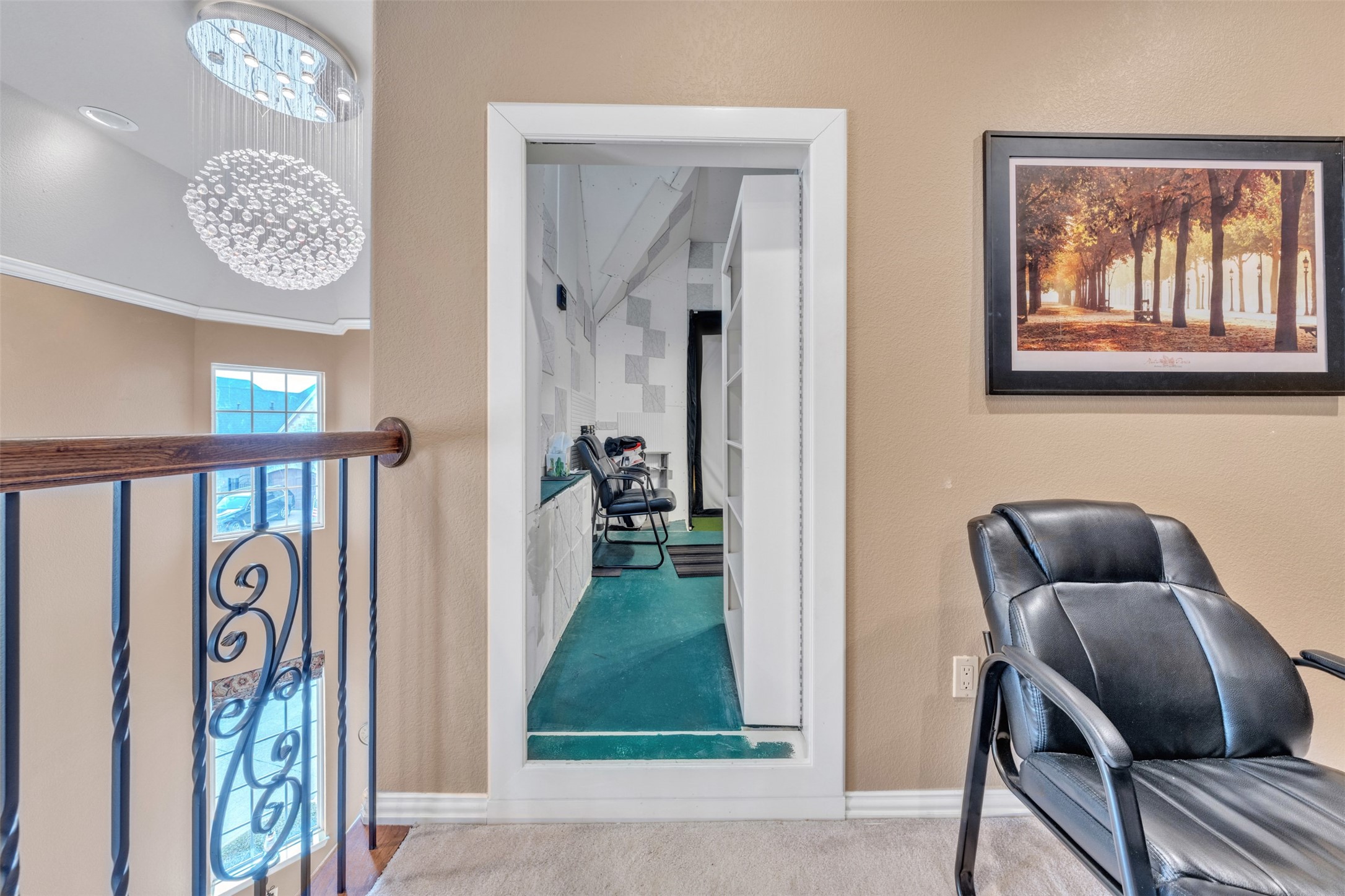 2400 Vineyard Drive