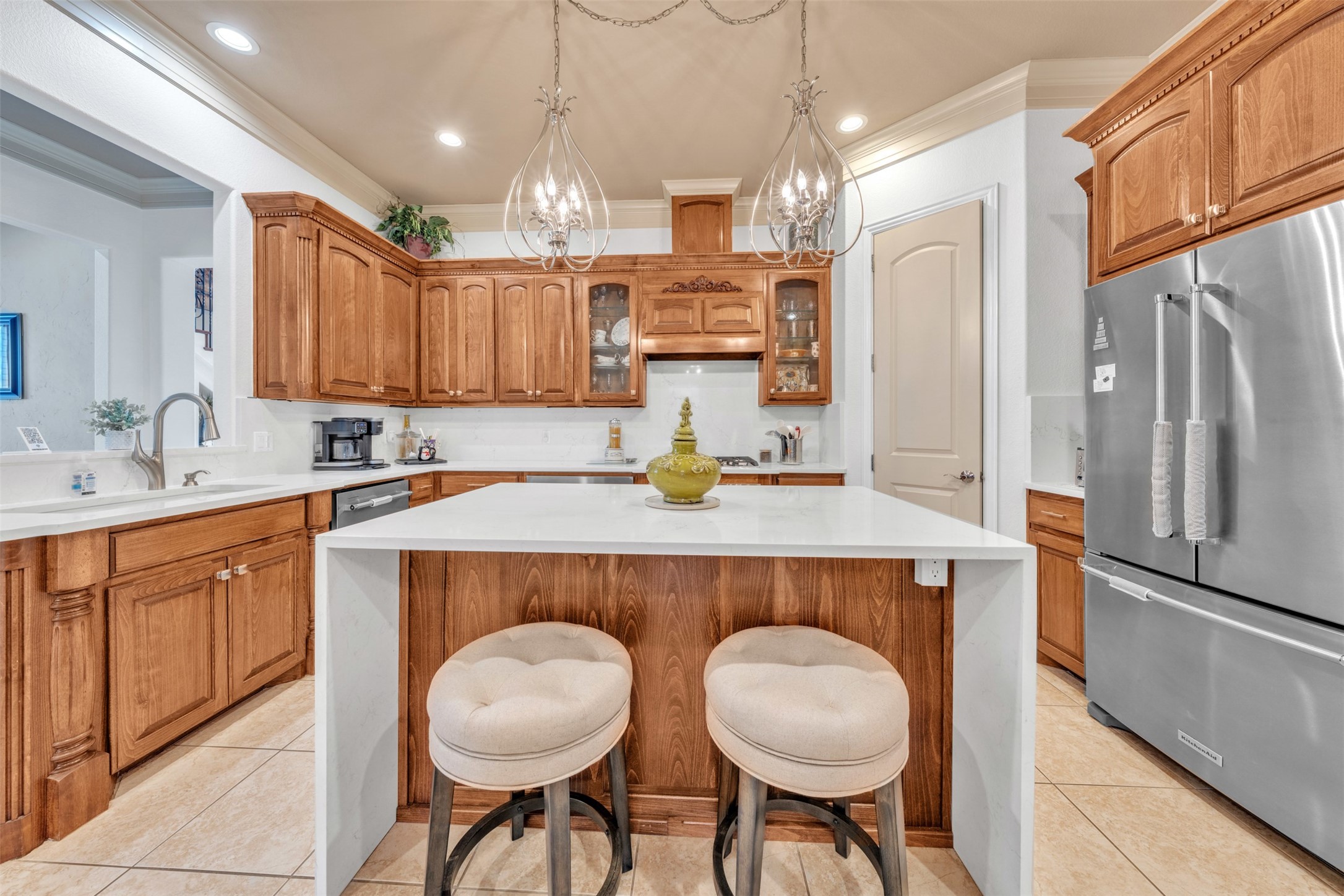 2400 Vineyard Drive