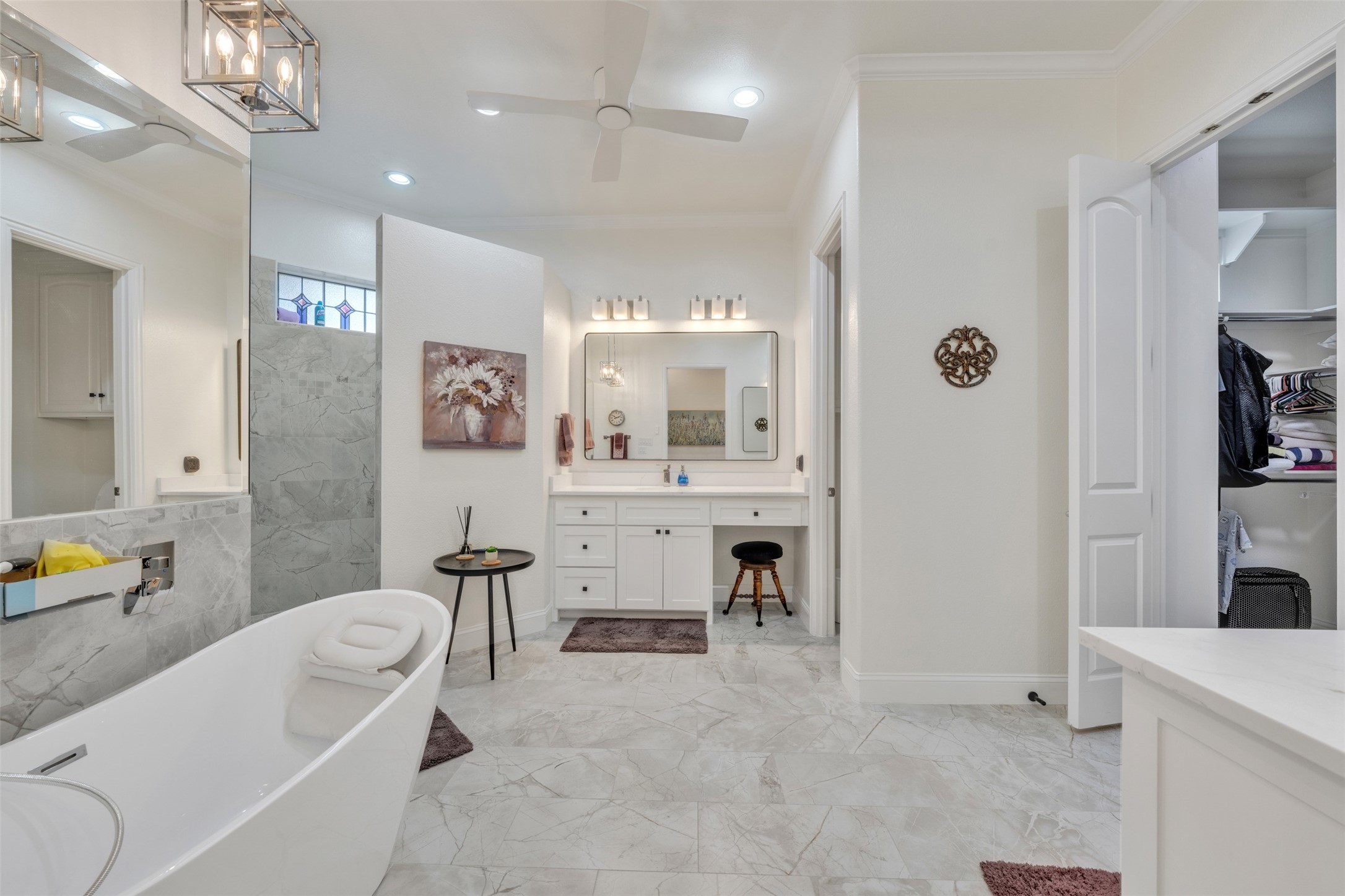 2400 Vineyard Drive