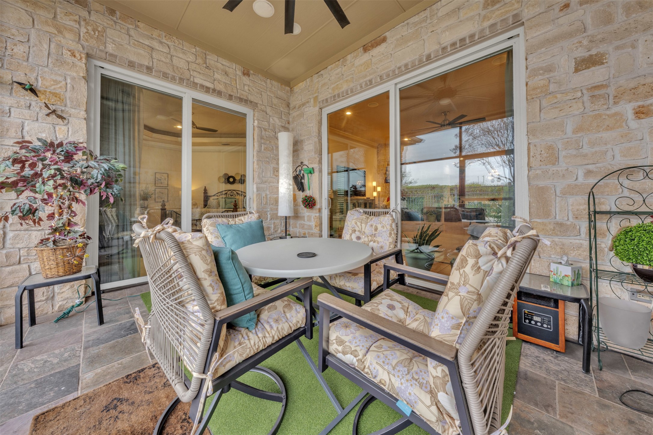 2400 Vineyard Drive