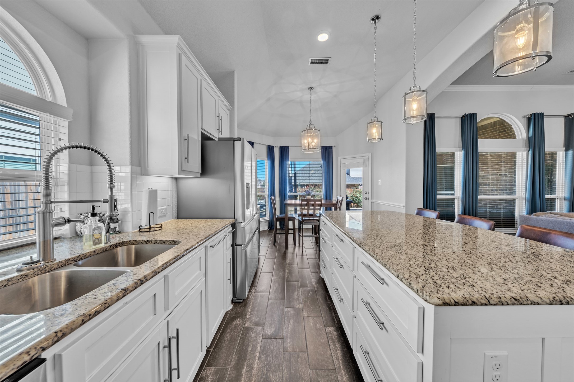 900 Netherfield Parkway