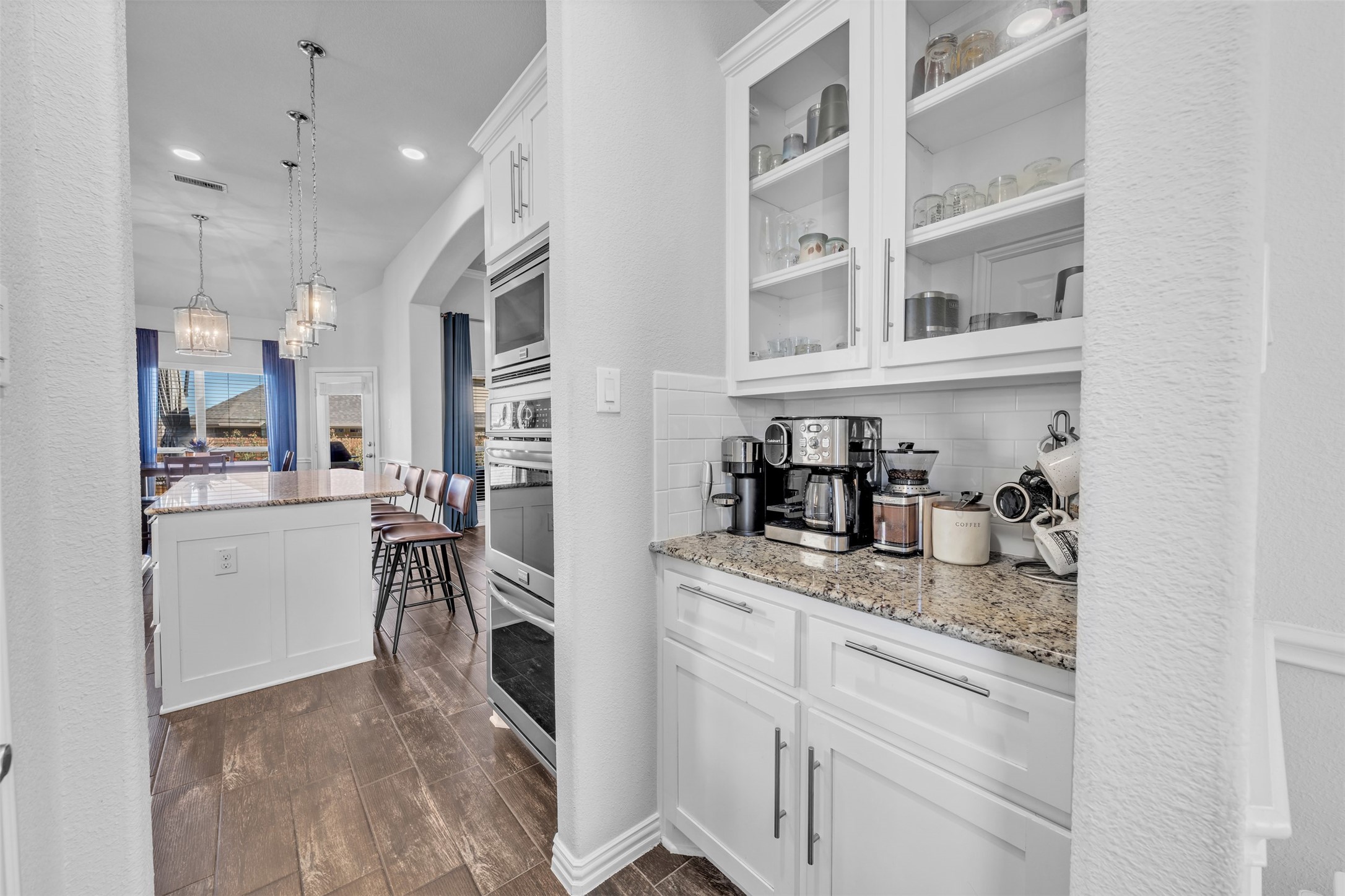 900 Netherfield Parkway