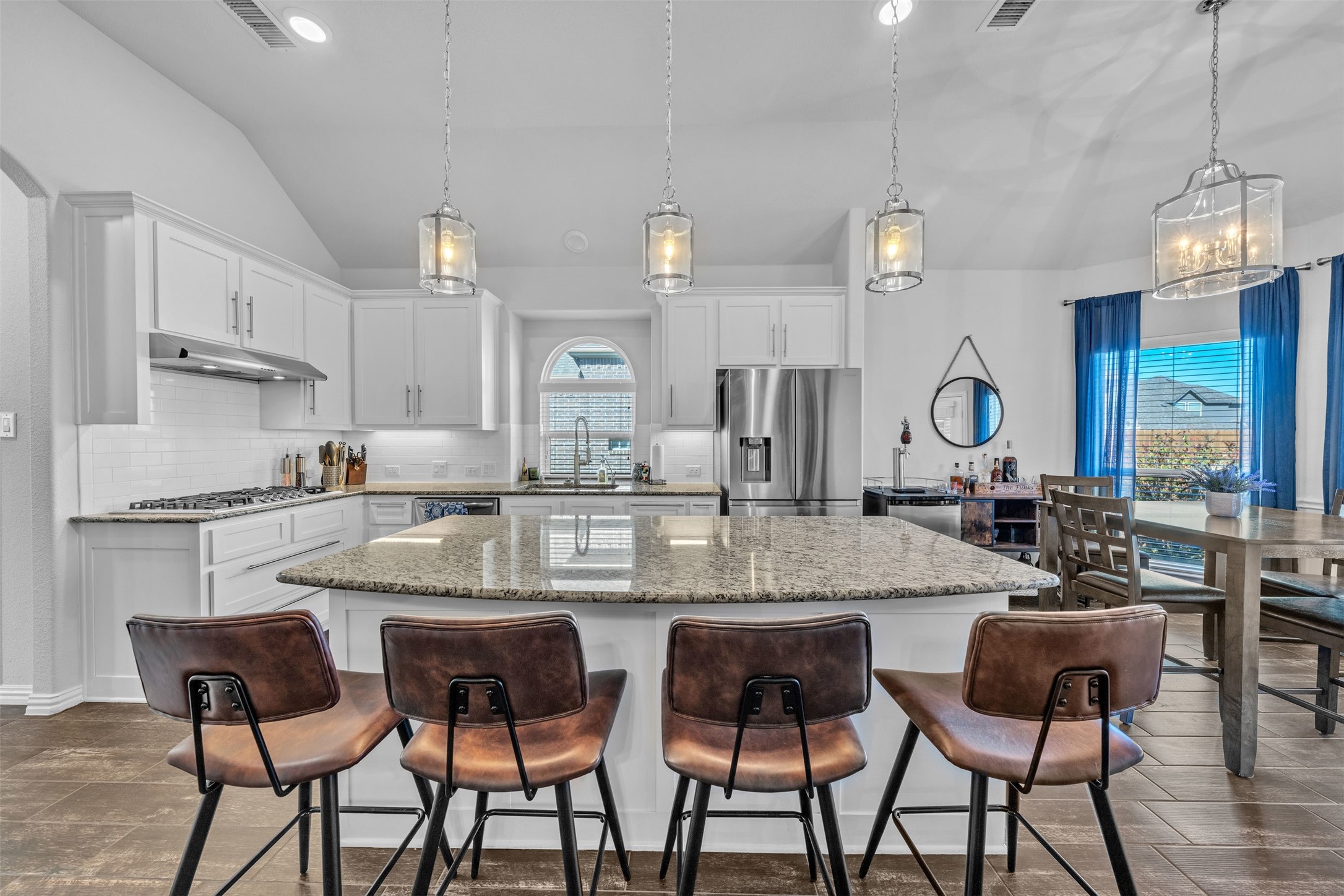 900 Netherfield Parkway