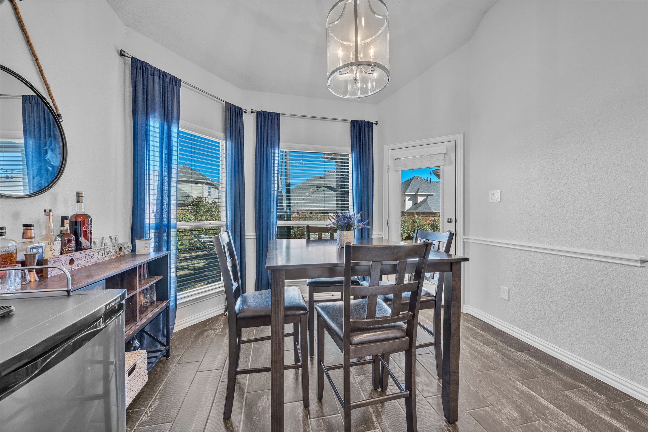 900 Netherfield Parkway