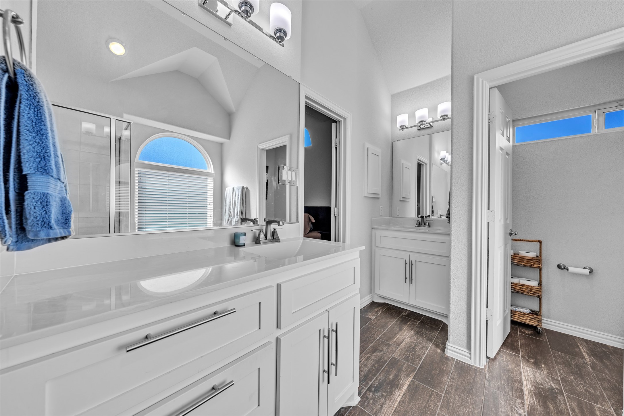 900 Netherfield Parkway