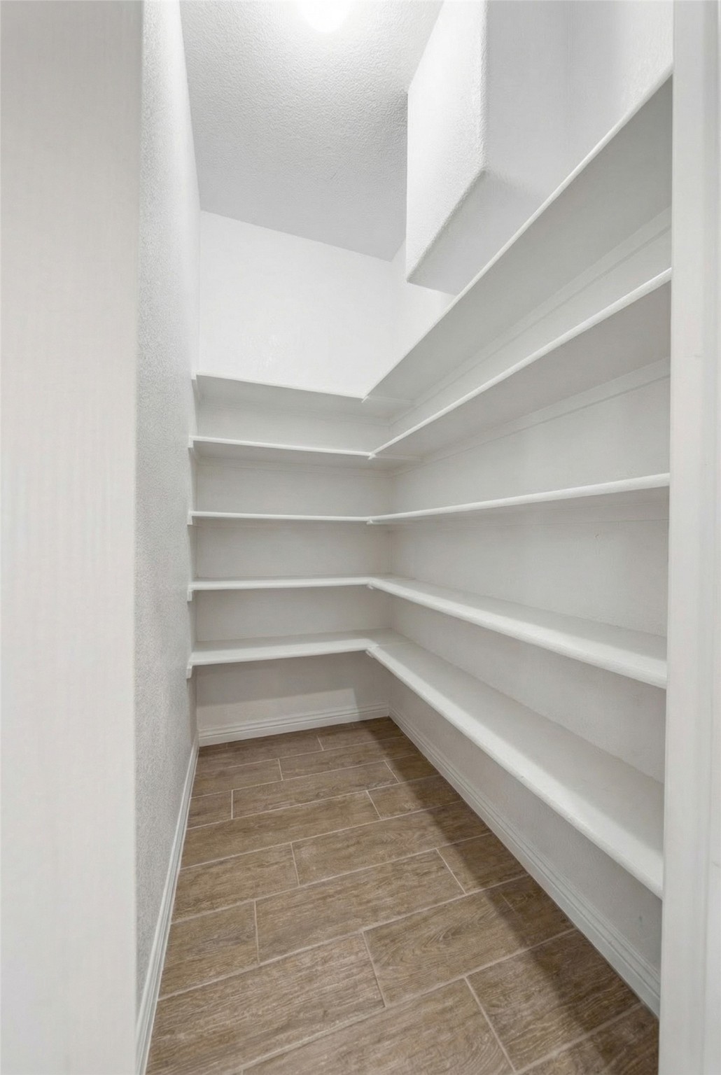 900 Netherfield Parkway