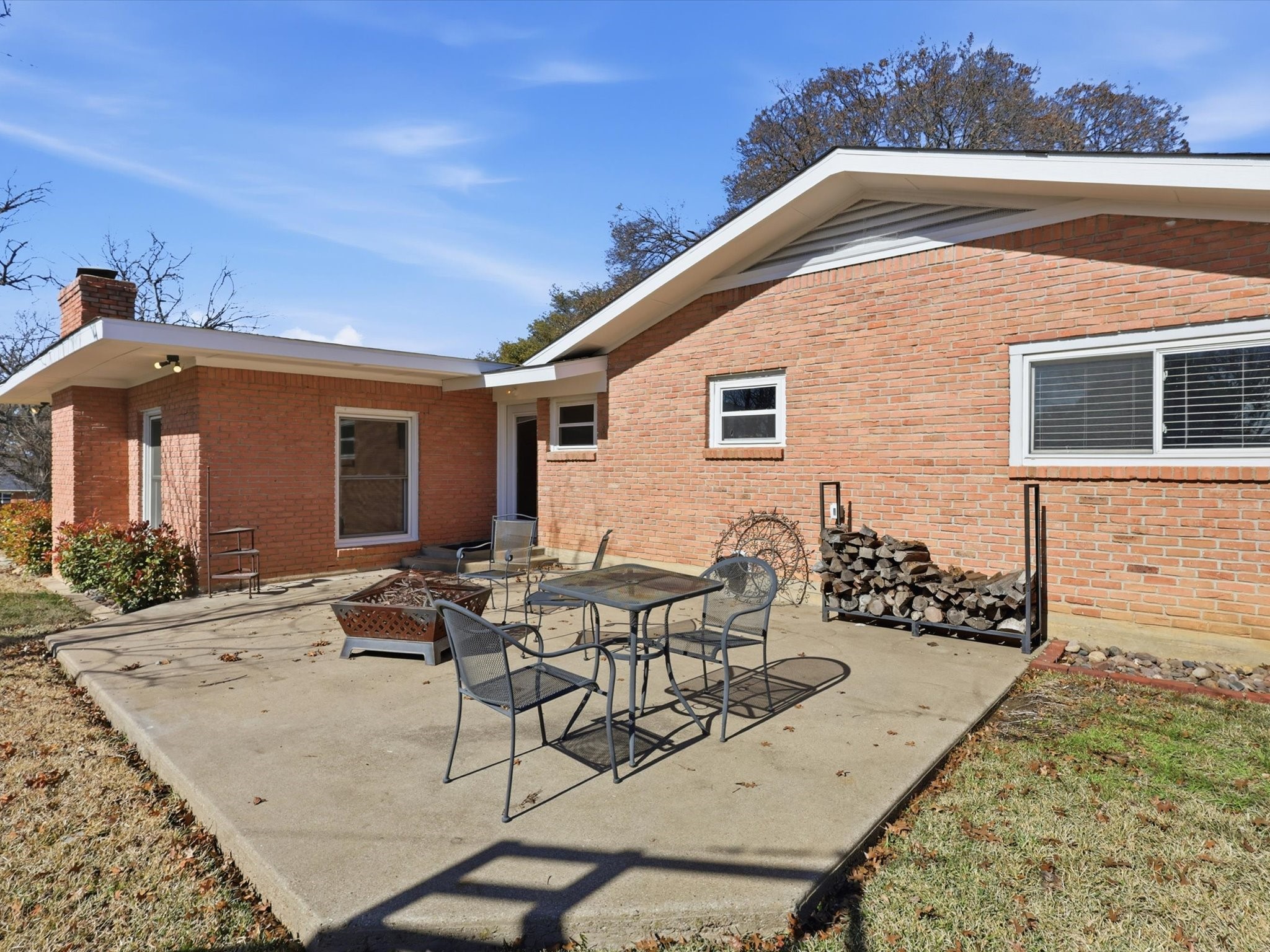 3109 Covert Avenue