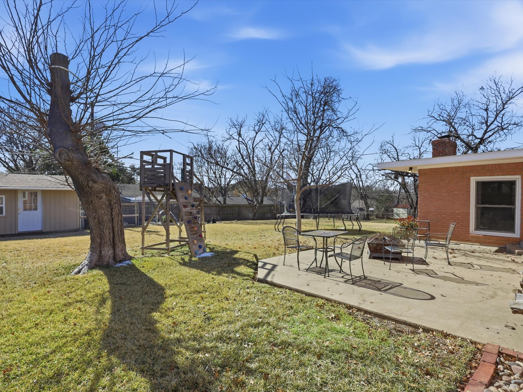 3109 Covert Avenue