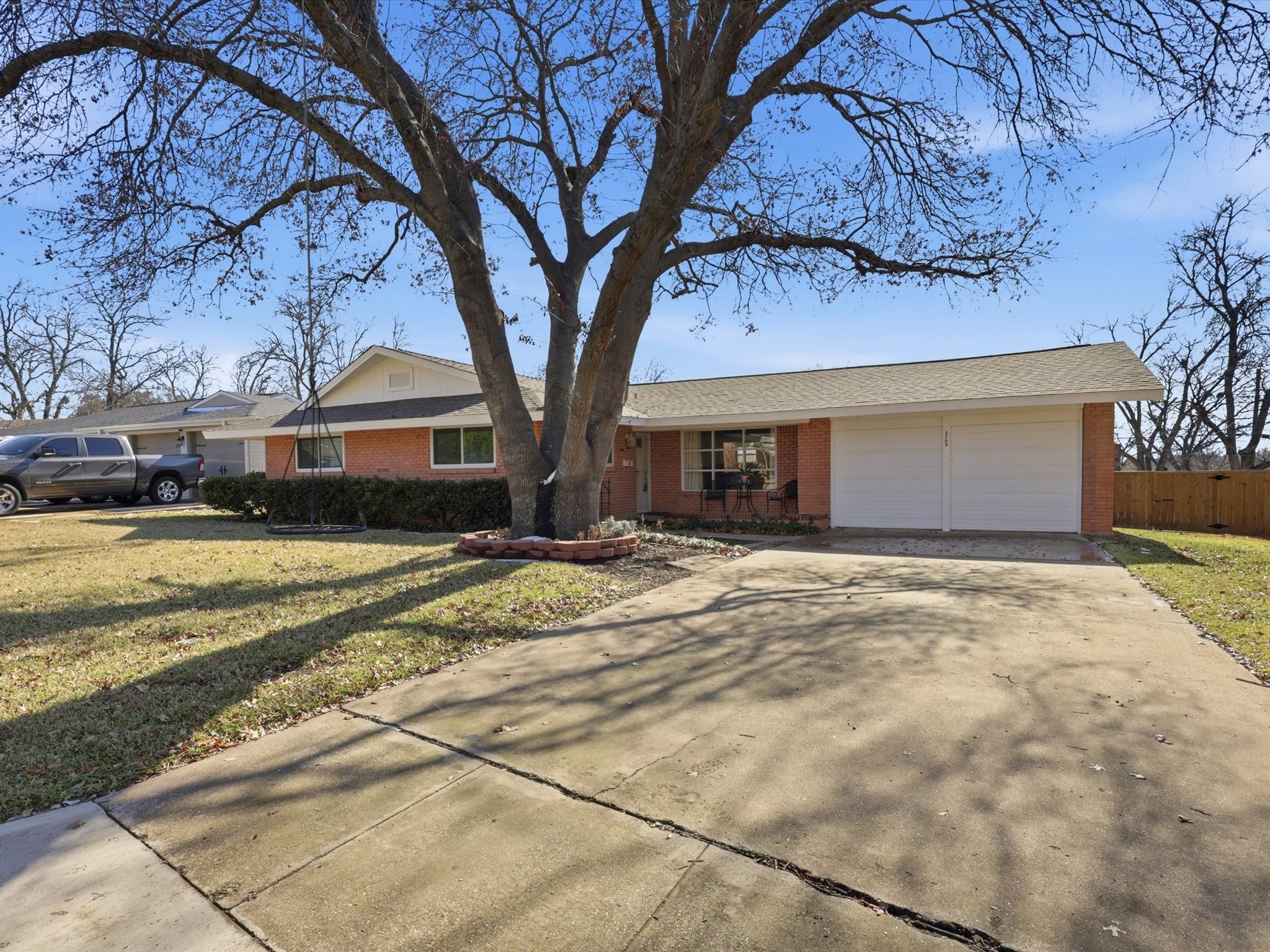 3109 Covert Avenue