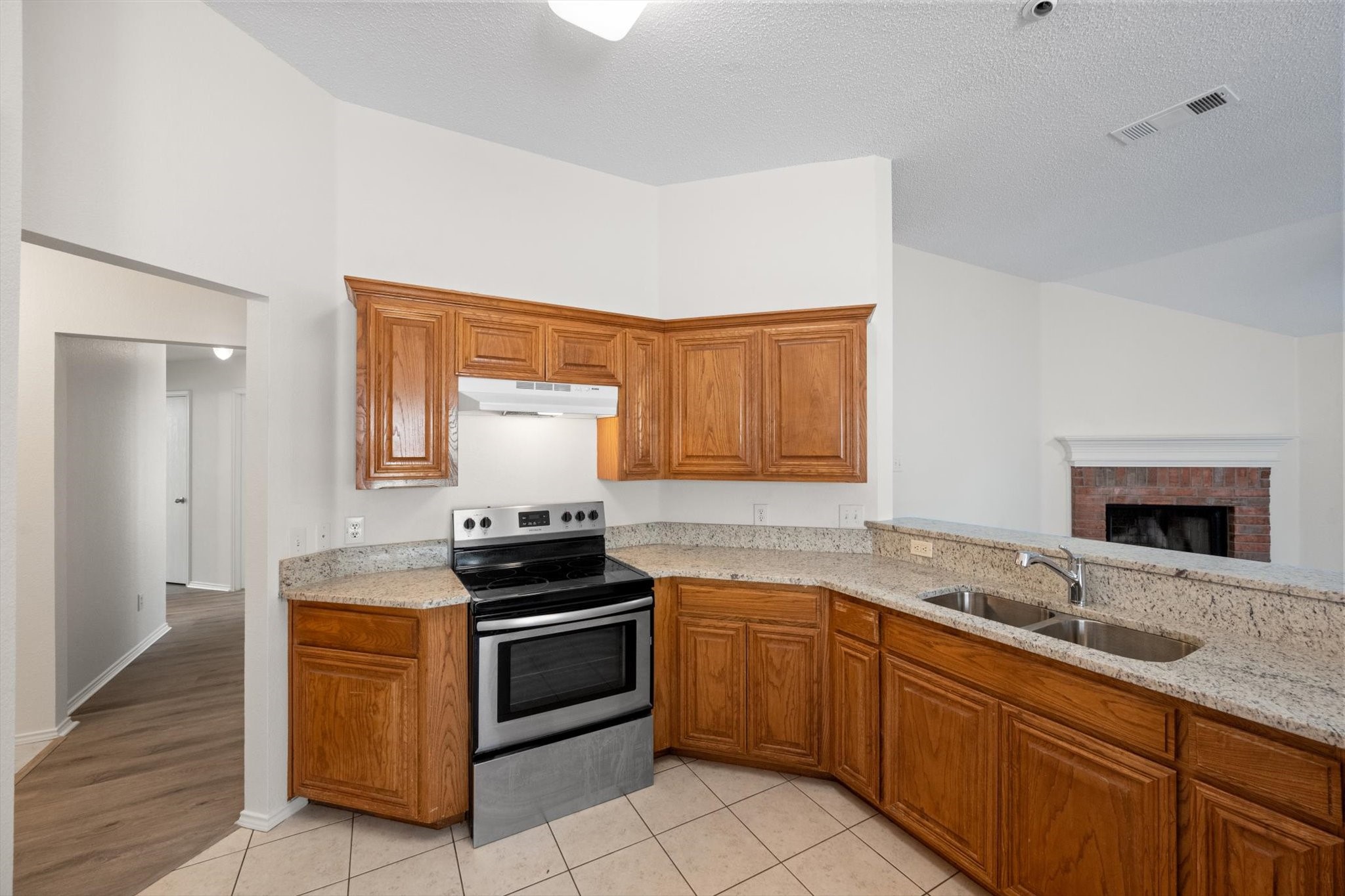 8008 Peregrine Trail