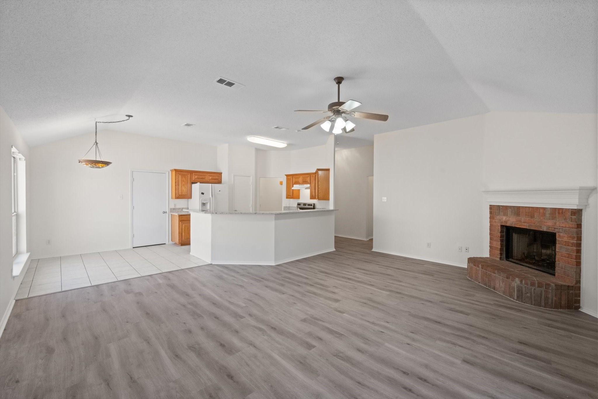 8008 Peregrine Trail