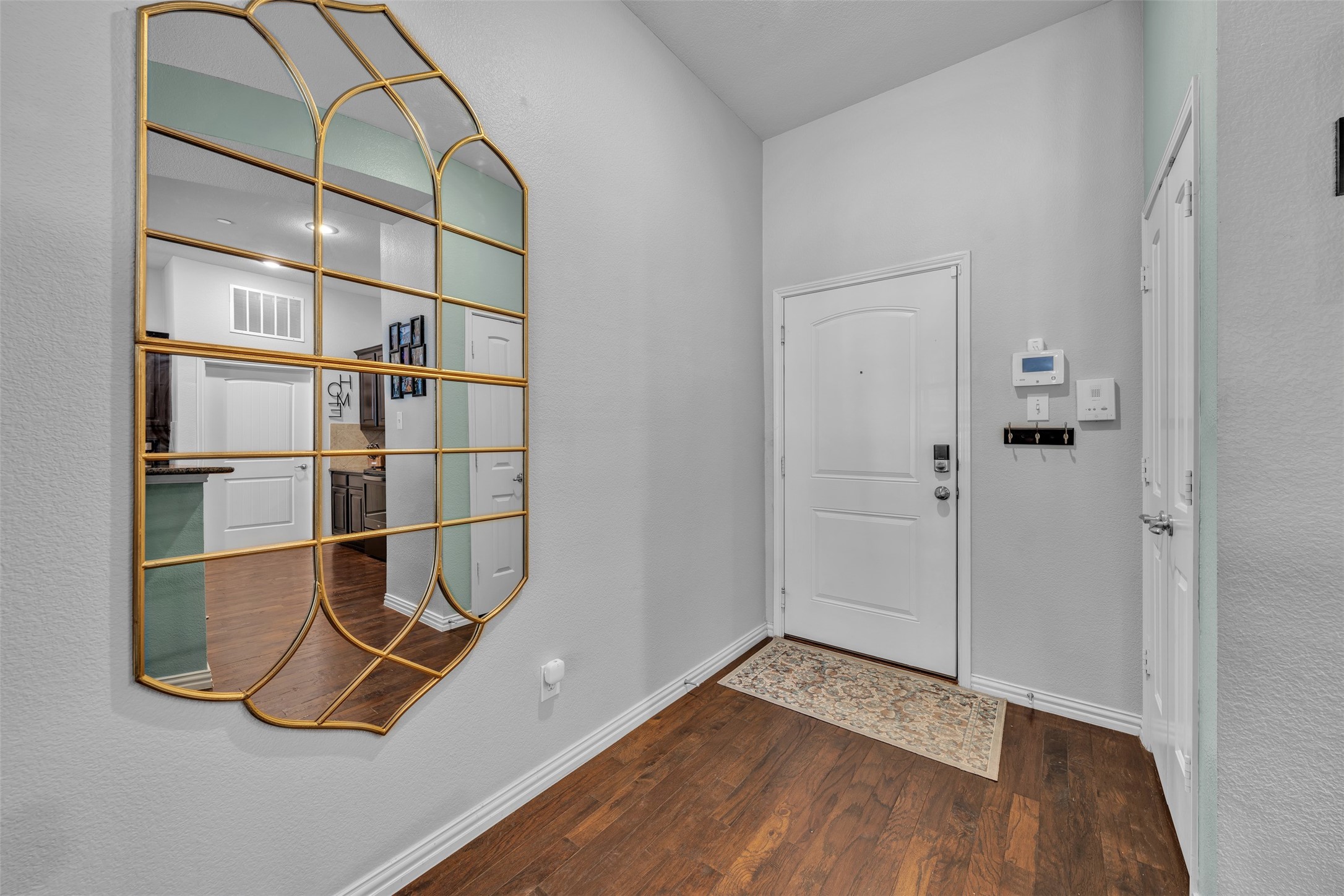 1025 W 10th Street 2105