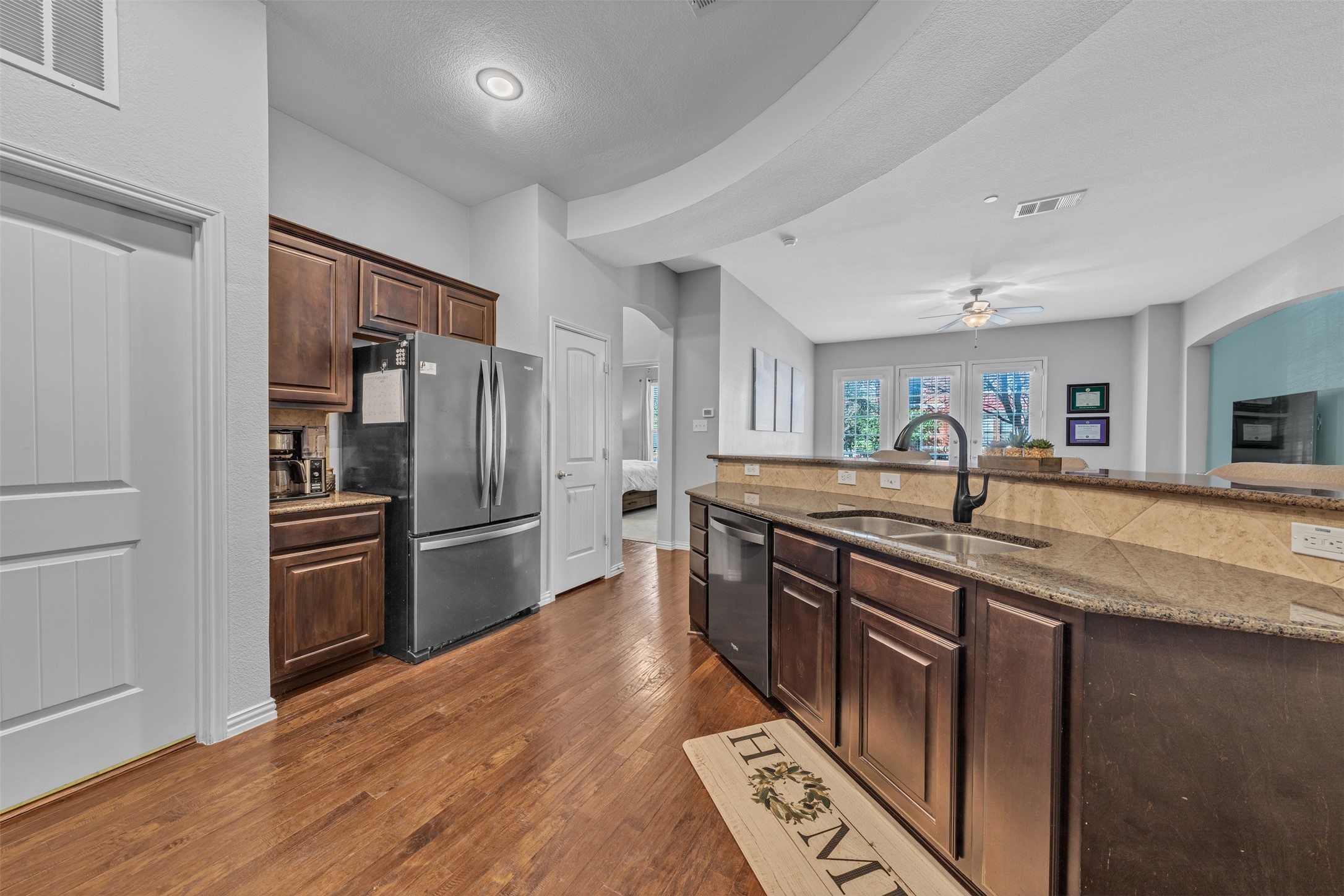 1025 W 10th Street 2105