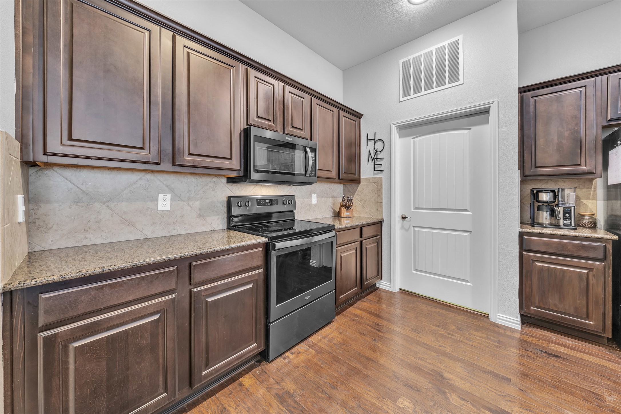 1025 W 10th Street 2105