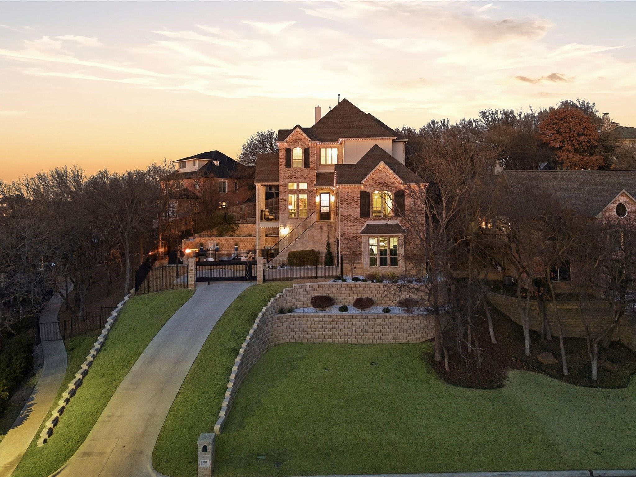 3109 Crest Lake Court