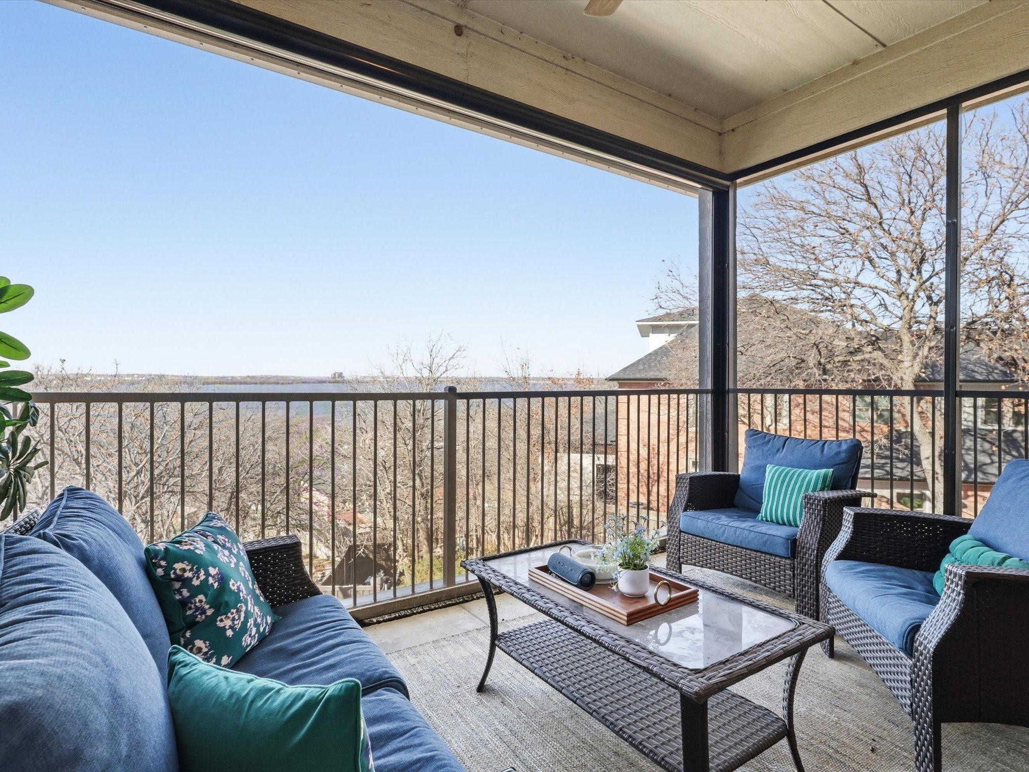 3109 Crest Lake Court