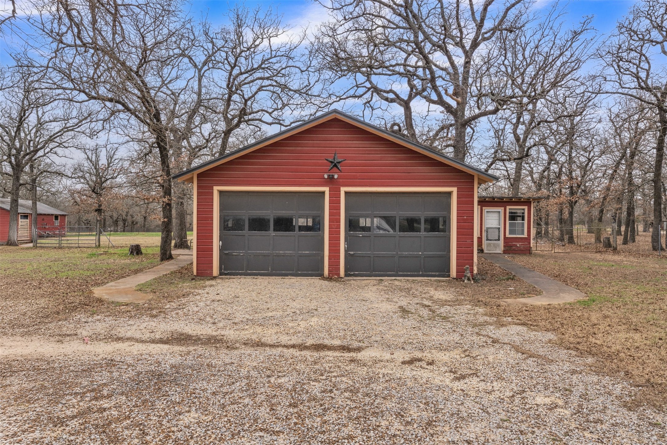 5400 County Road 402