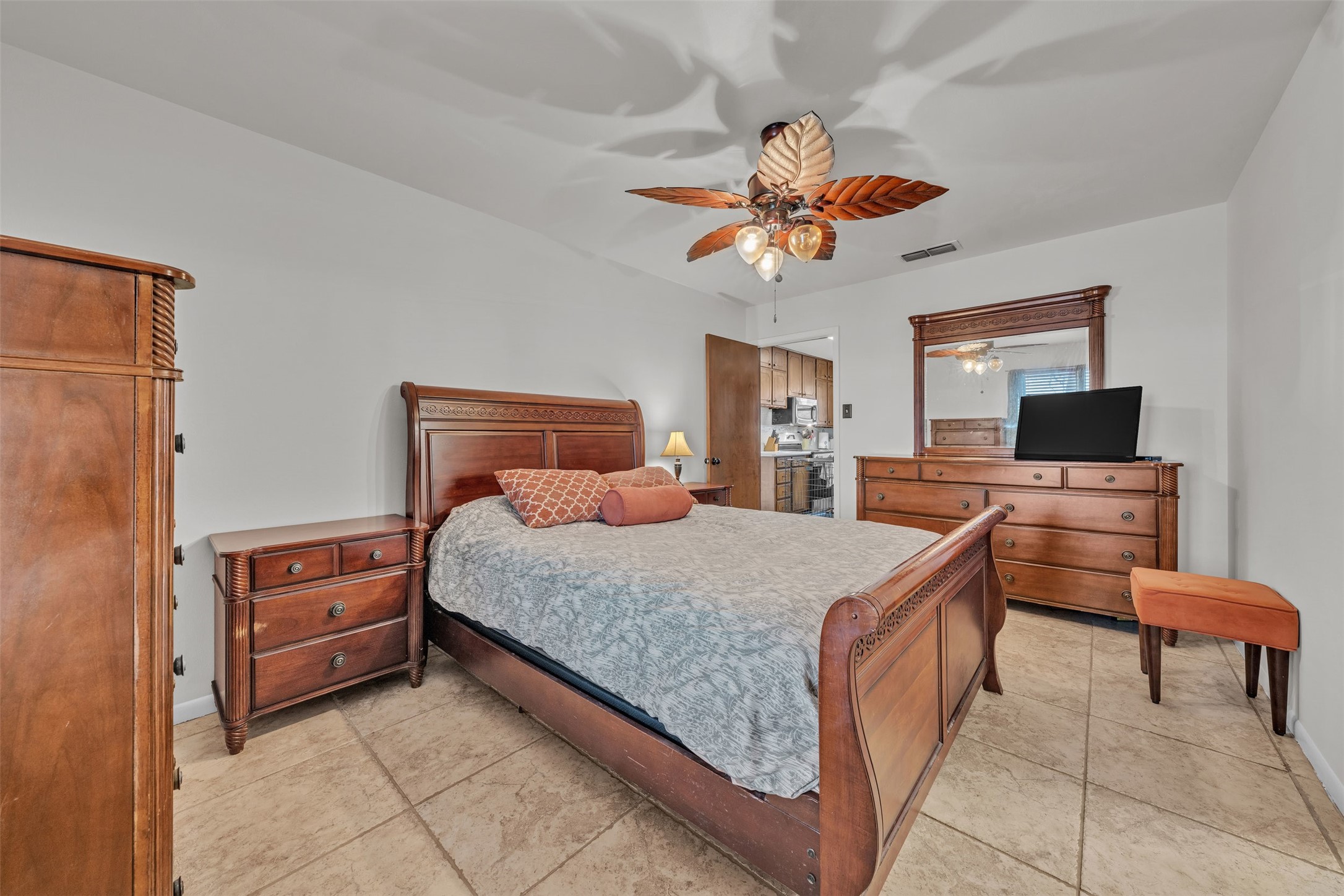 5400 County Road 402