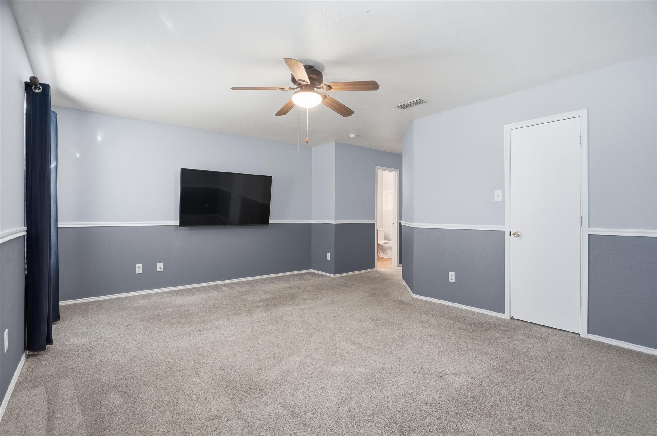 521 Oriel Circle