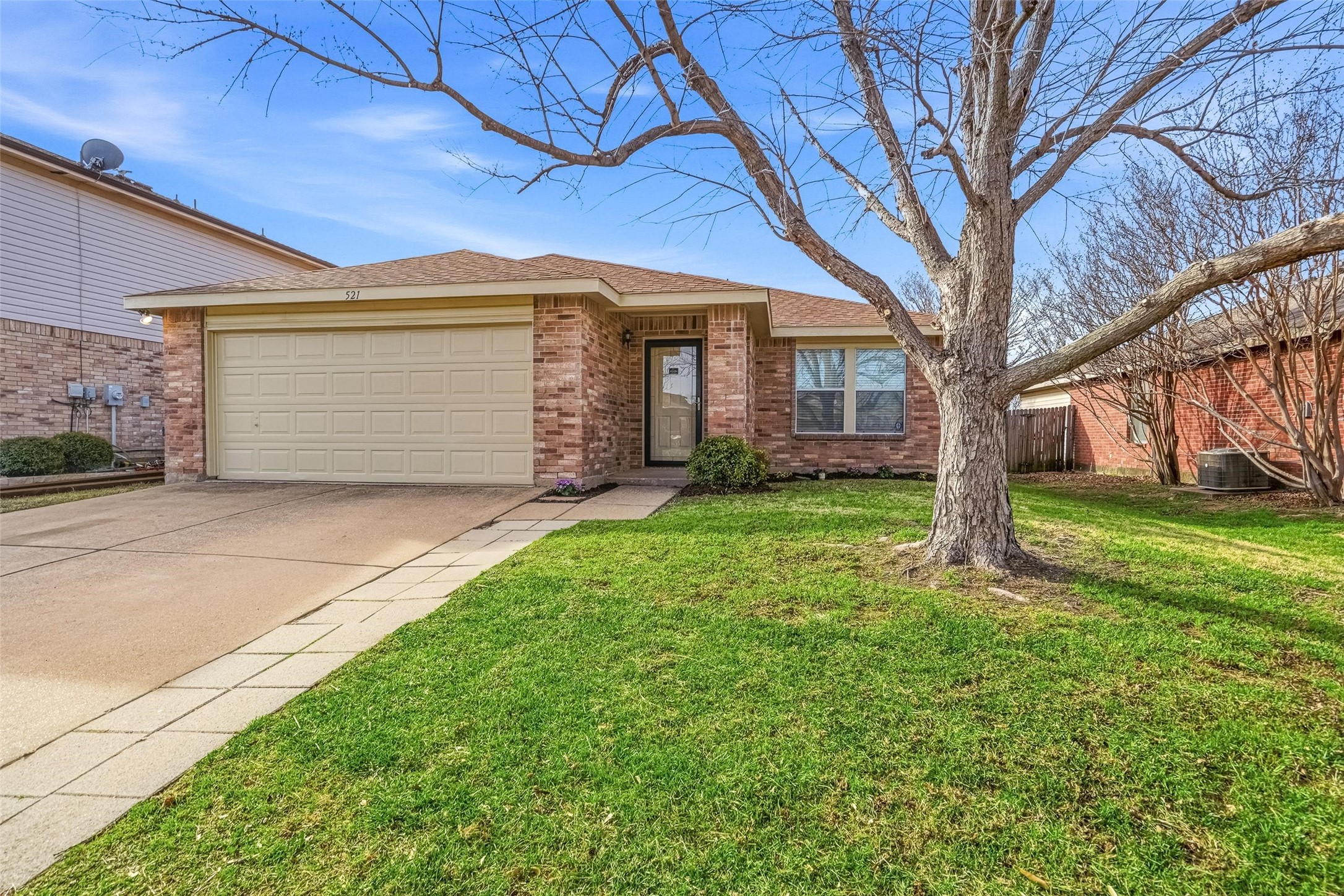 521 Oriel Circle