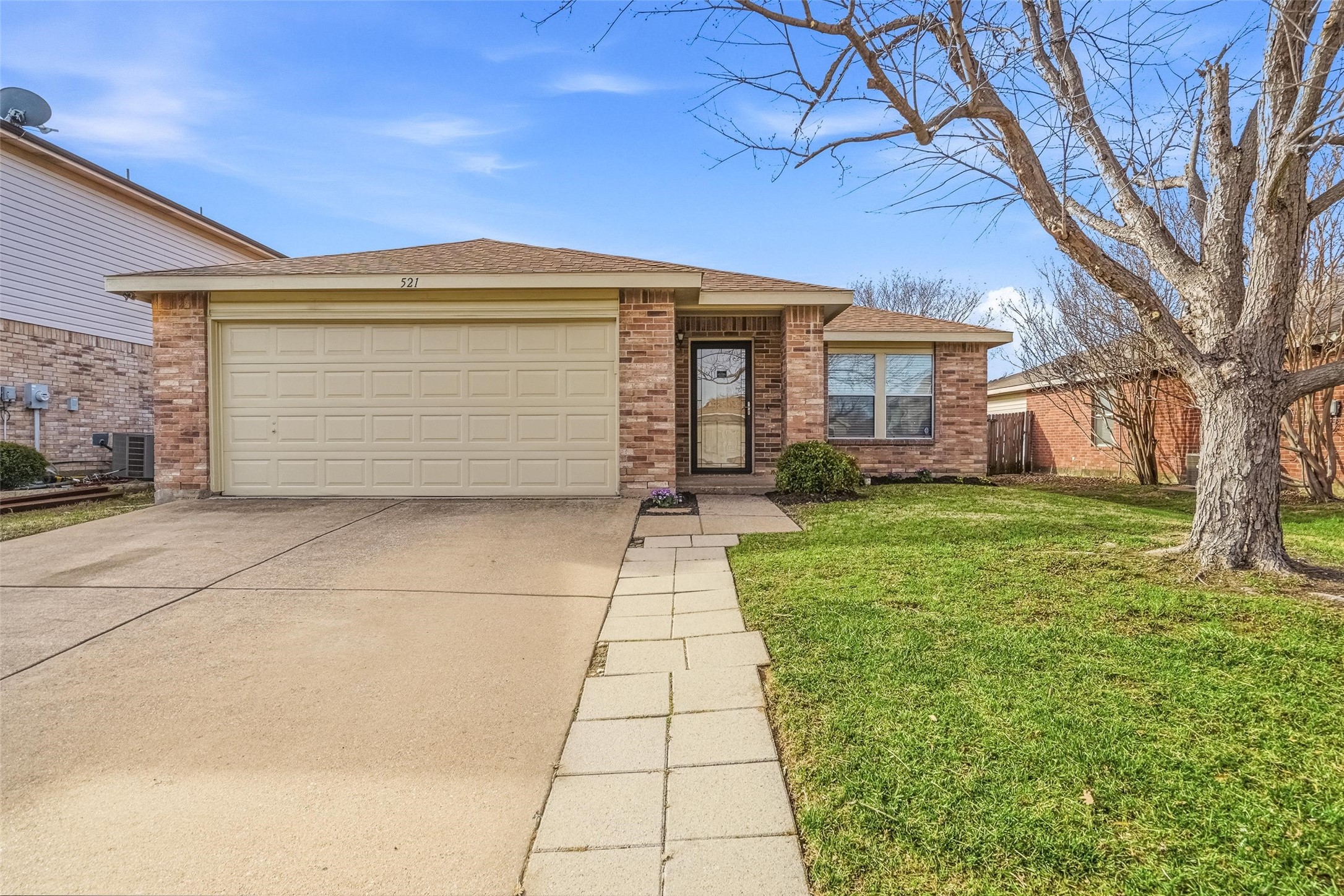 521 Oriel Circle
