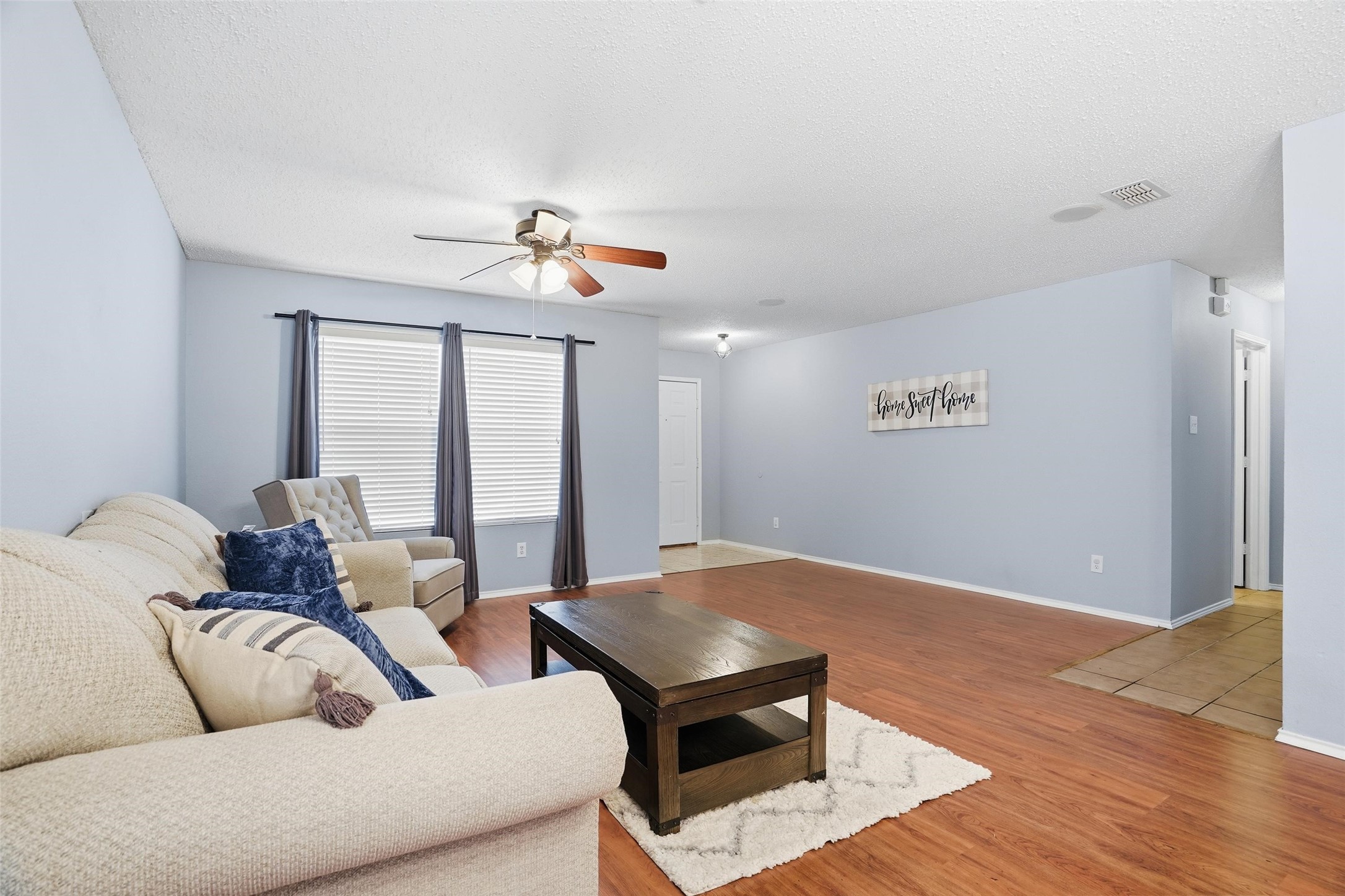 521 Oriel Circle