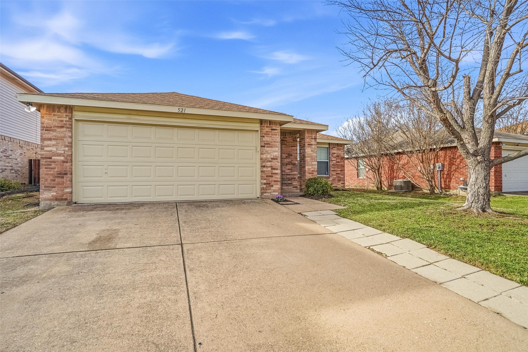 521 Oriel Circle