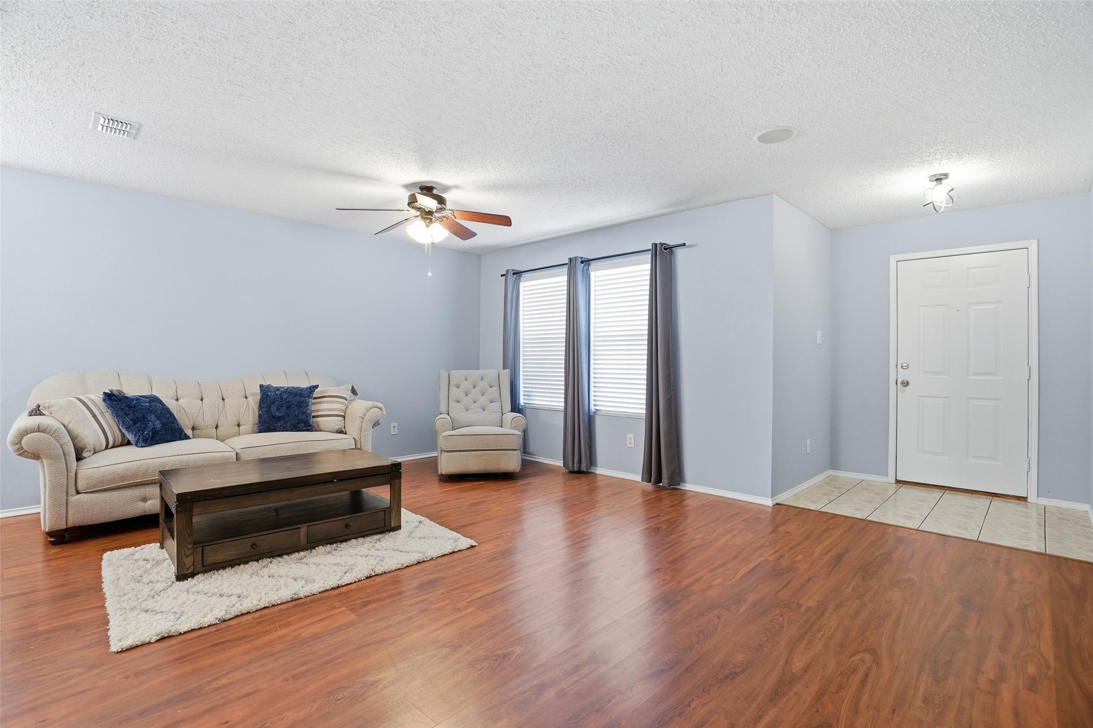 521 Oriel Circle