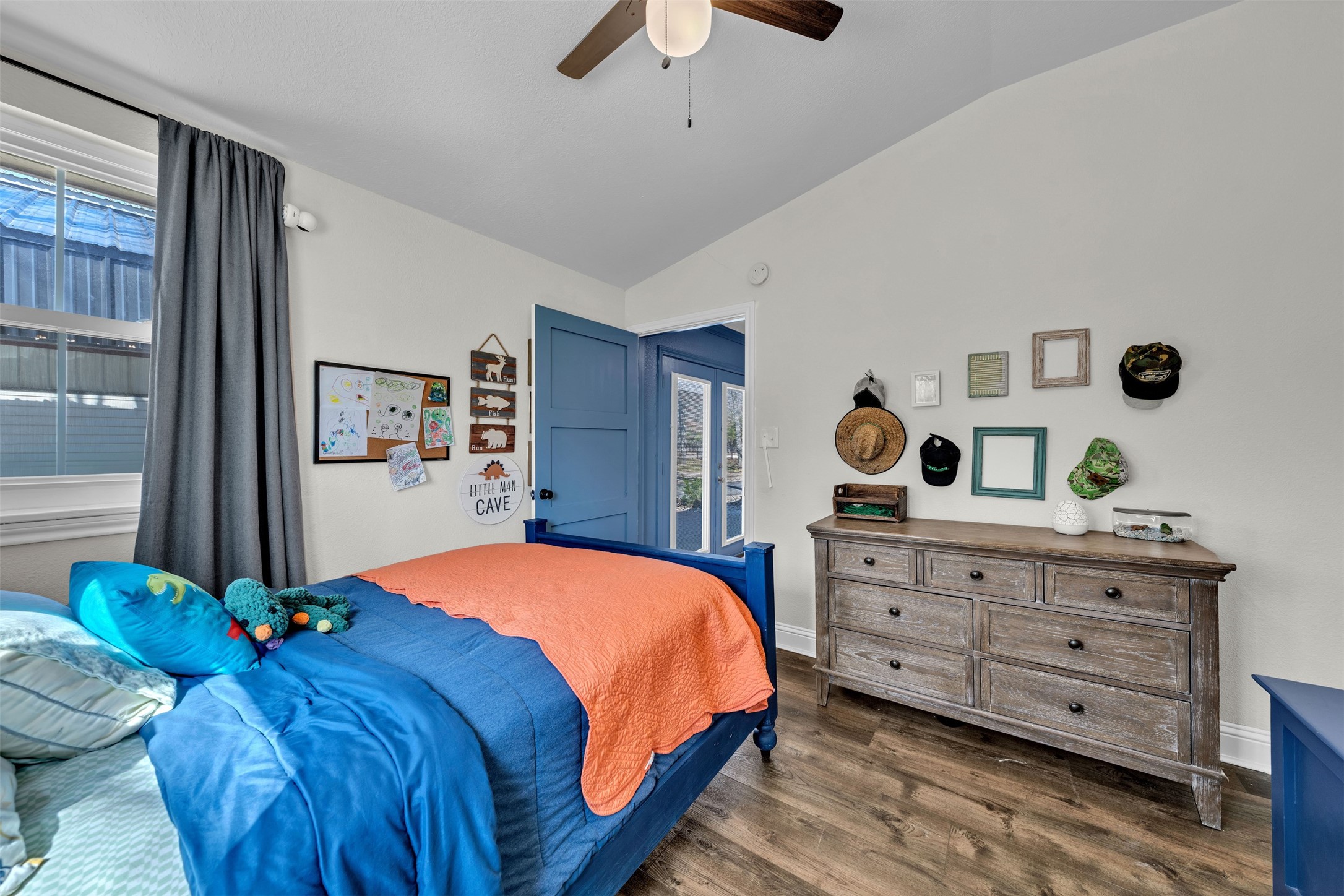 5632 Private Road 2299