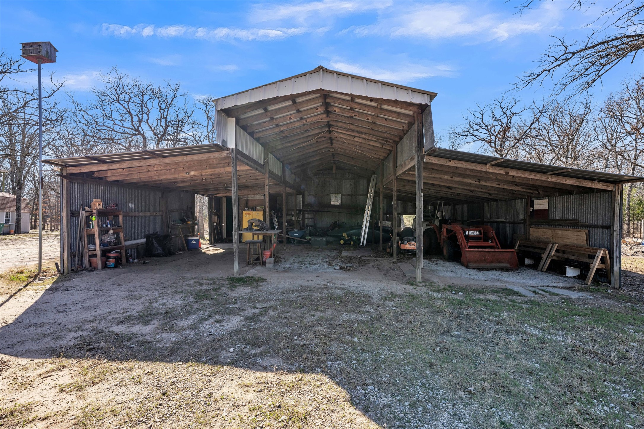 5632 Private Road 2299
