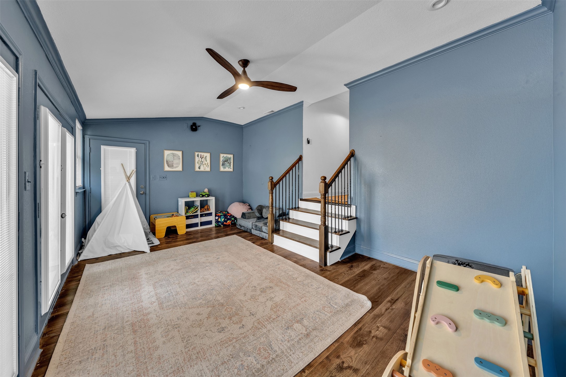 5632 Private Road 2299