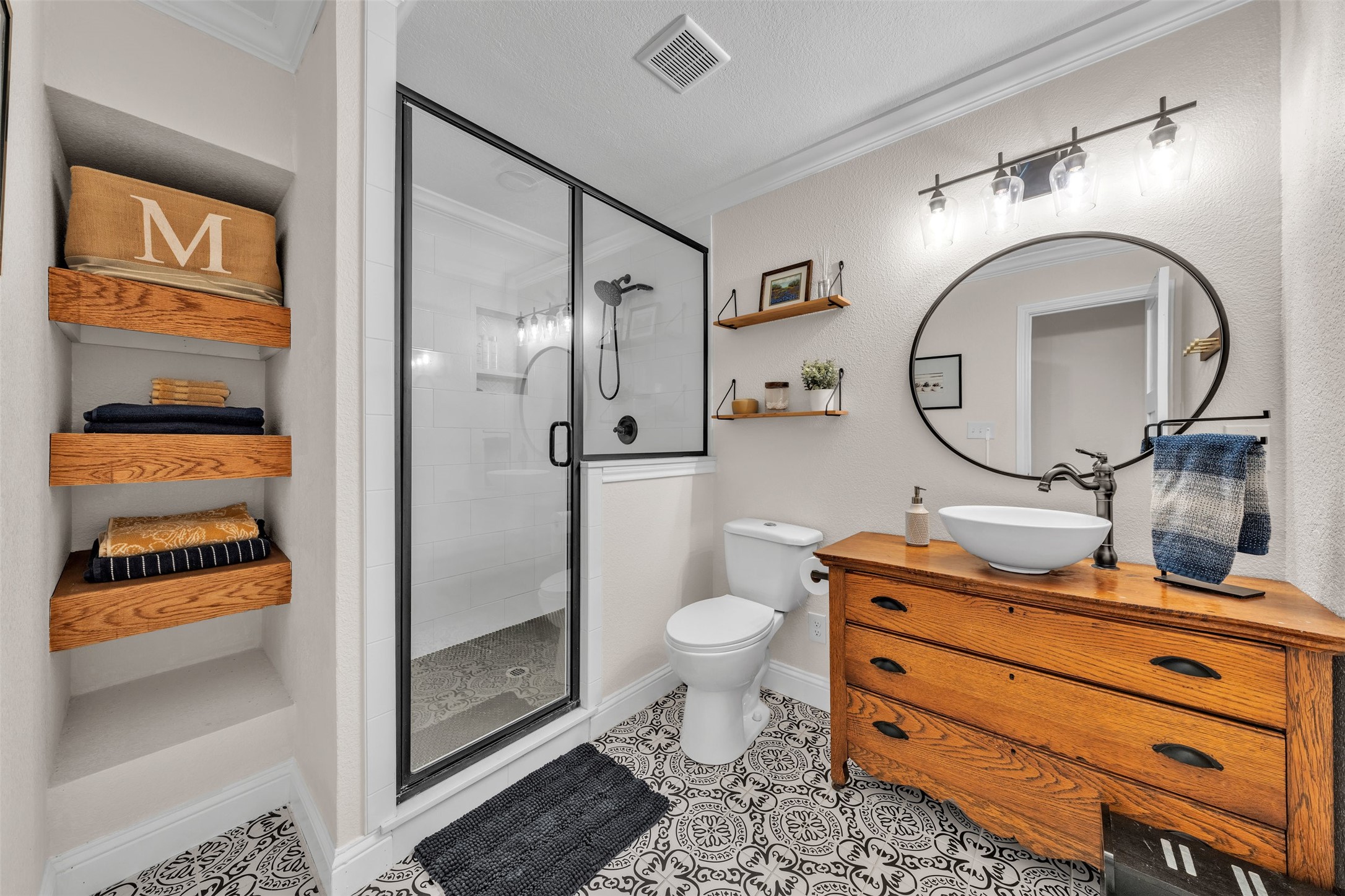 5632 Private Road 2299