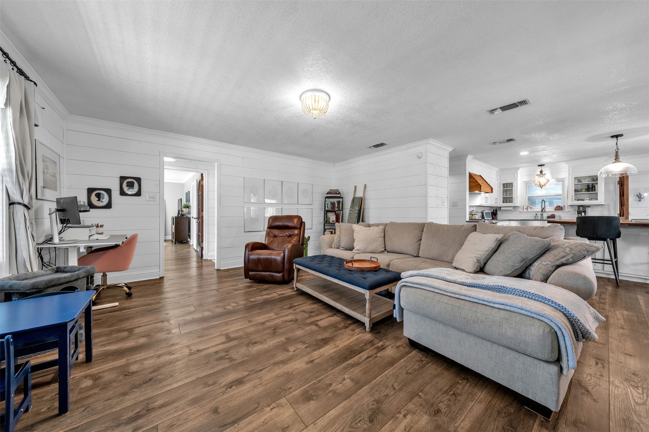 5632 Private Road 2299