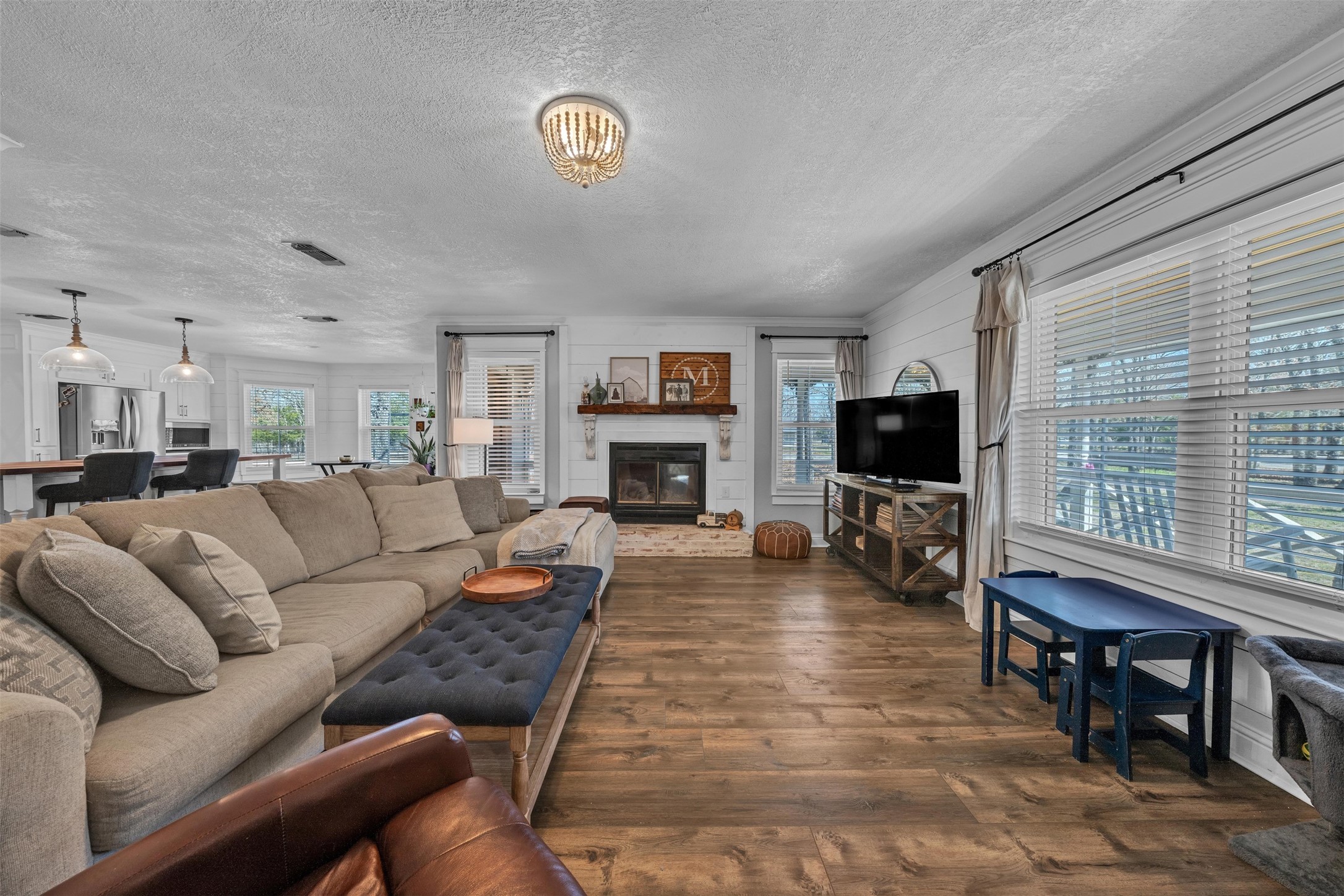 5632 Private Road 2299