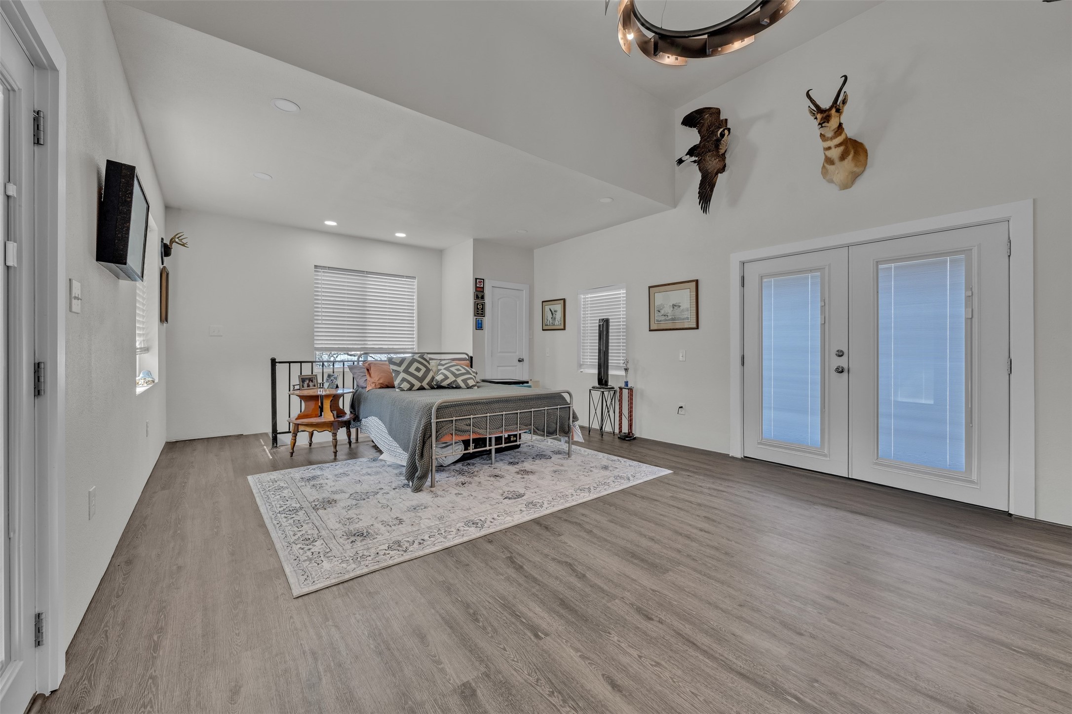 5632 Private Road 2299