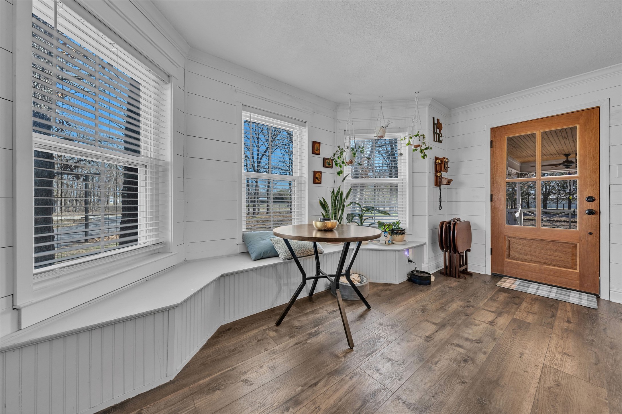 5632 Private Road 2299