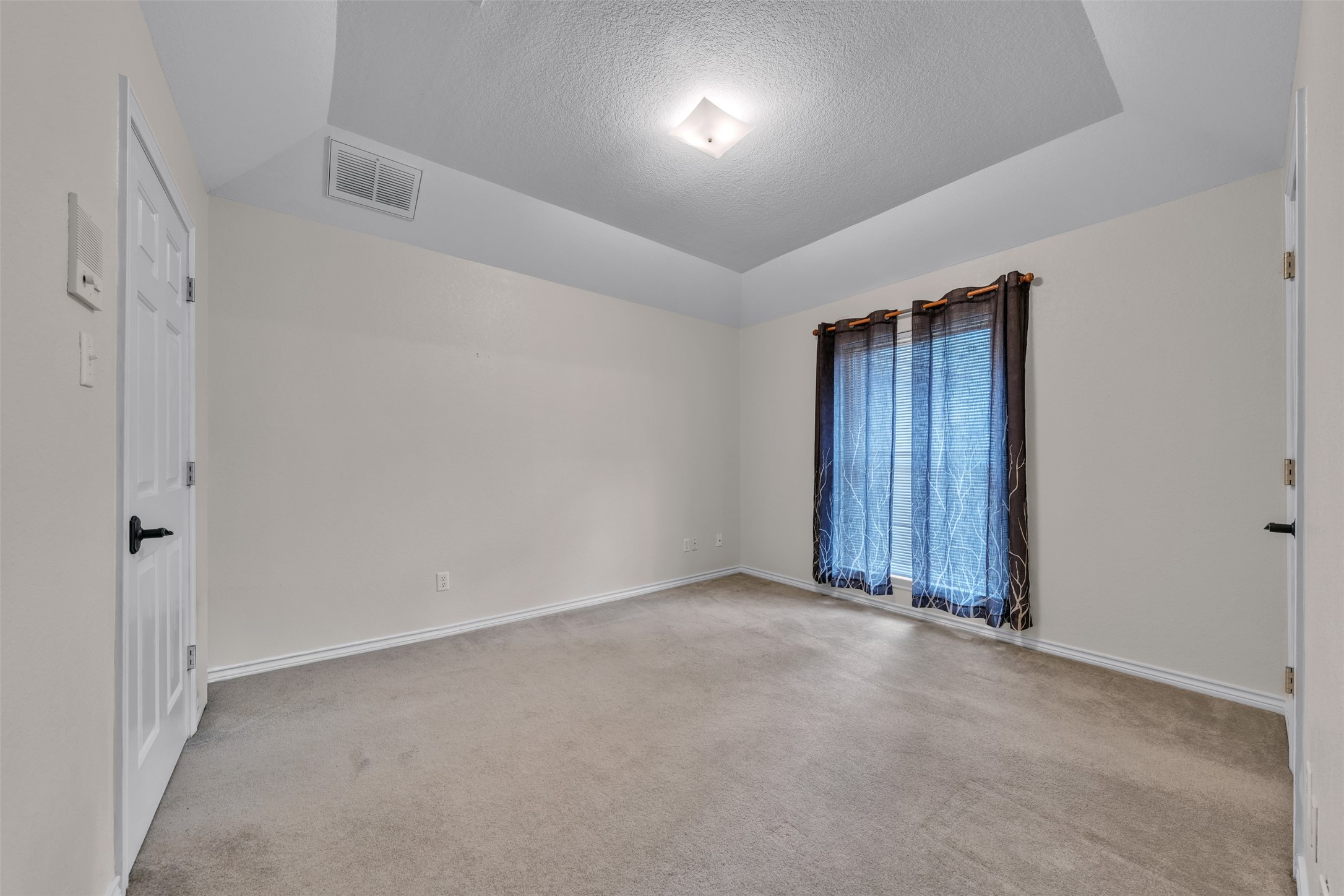817 Turnberry Drive