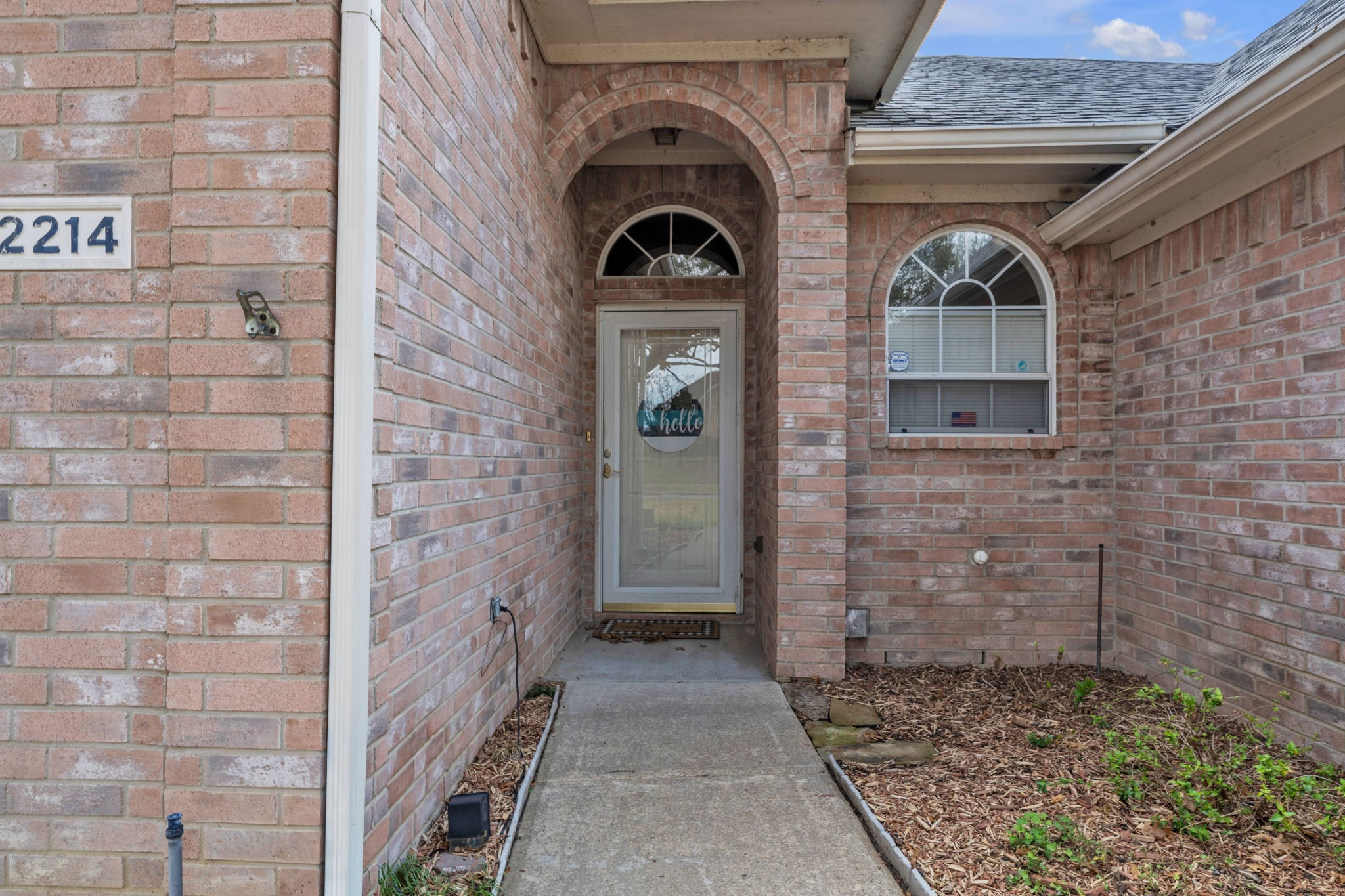 2214 Saint Albens Place