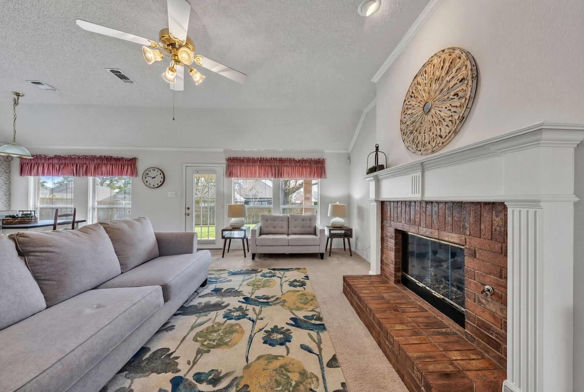 2214 Saint Albens Place